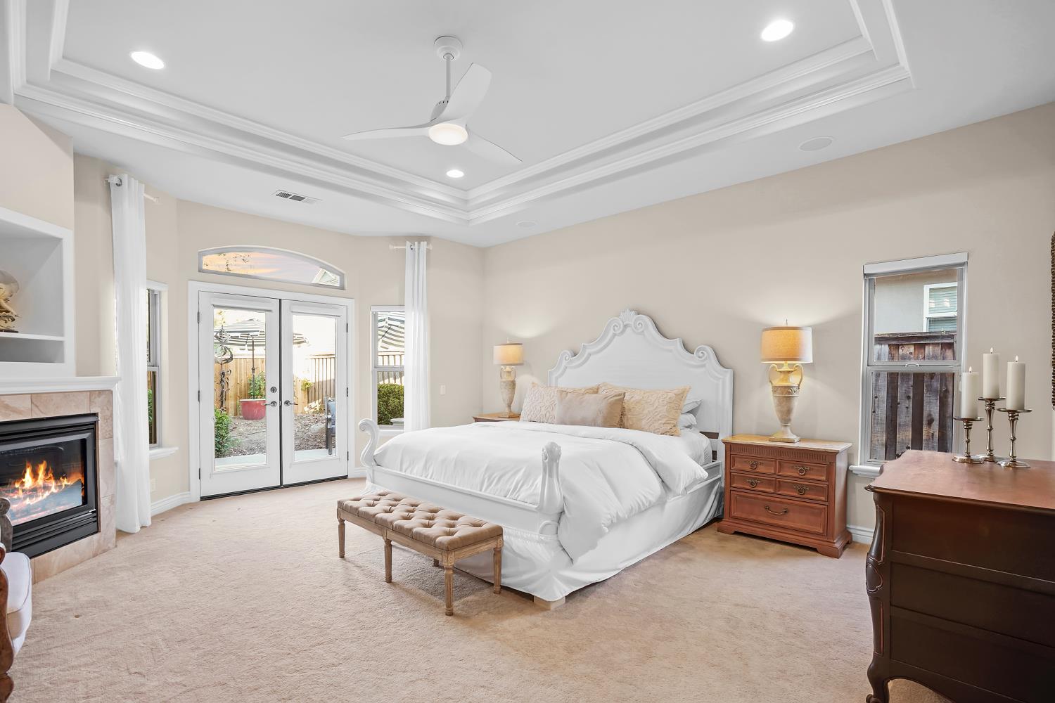 1740 Vista Del Monte