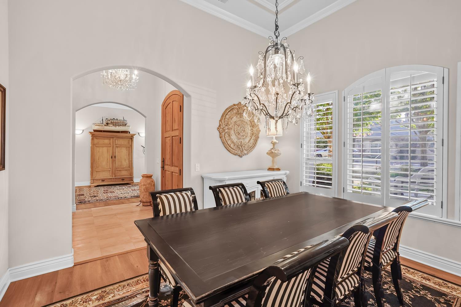 1740 Vista Del Monte