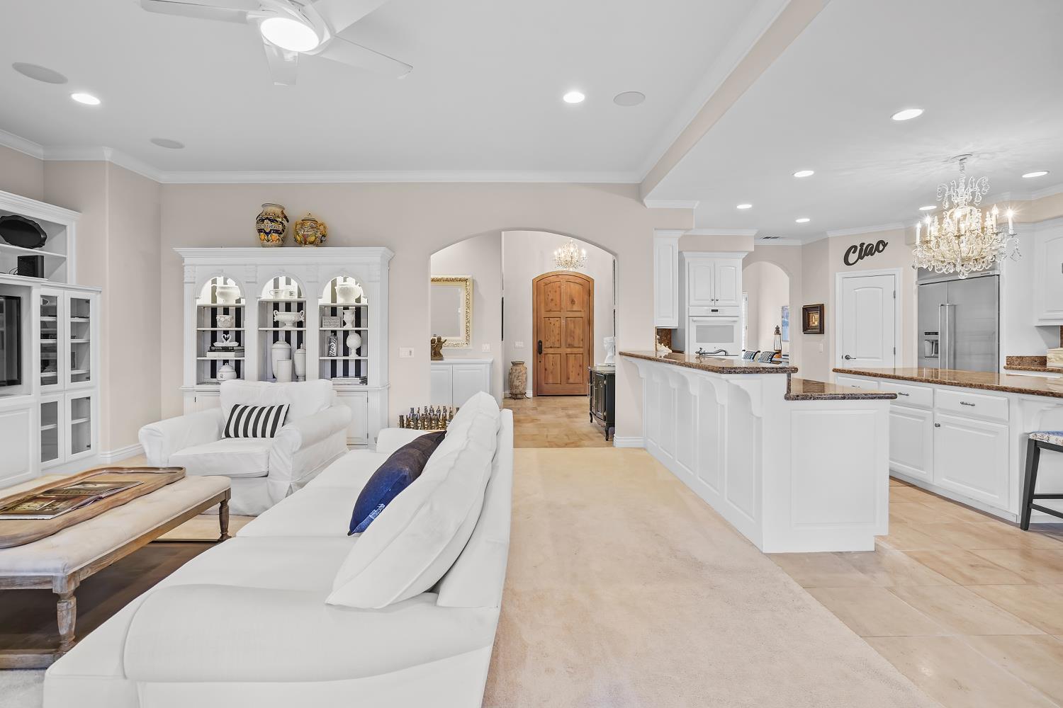 1740 Vista Del Monte