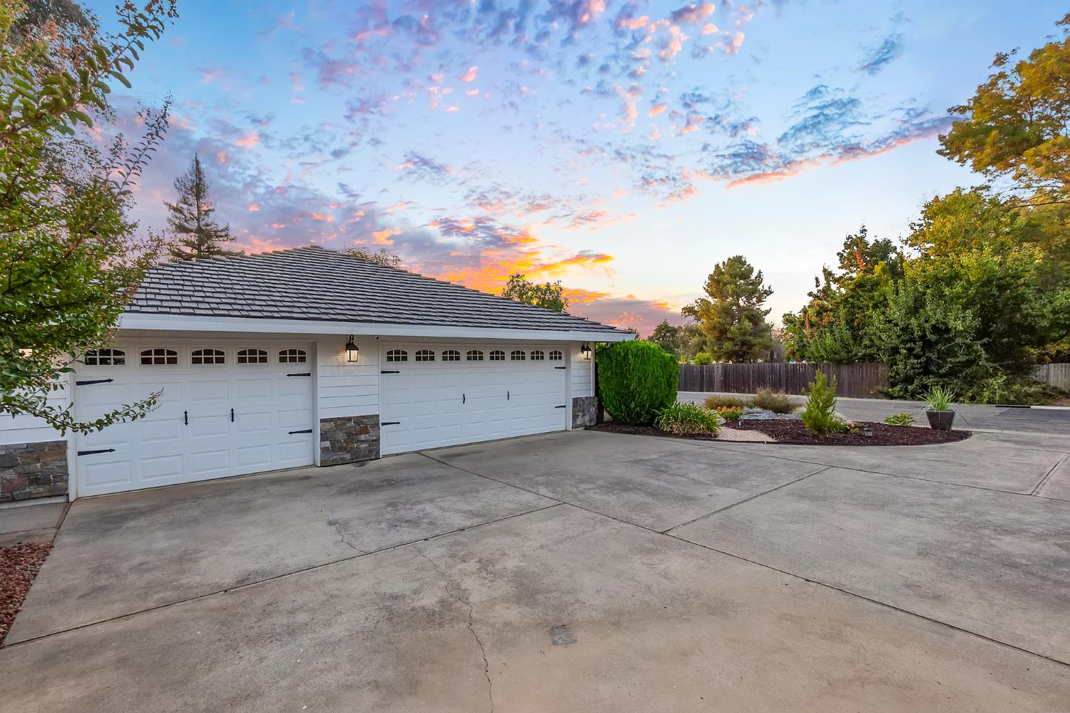 8820 Ridge Hill Court
