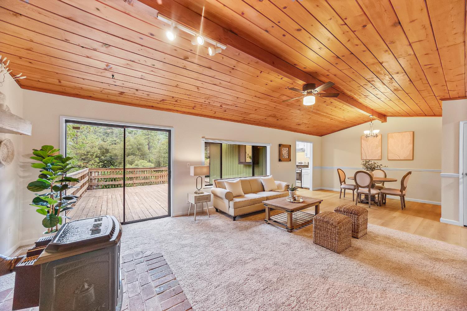 5663 Vacation Boulevard