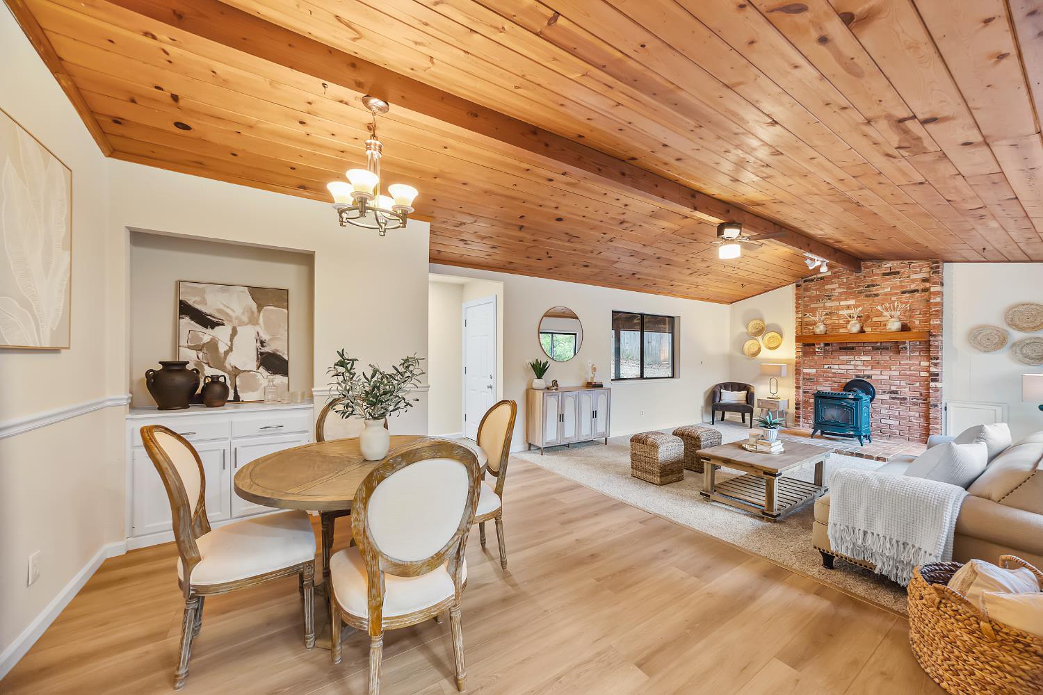 5663 Vacation Boulevard