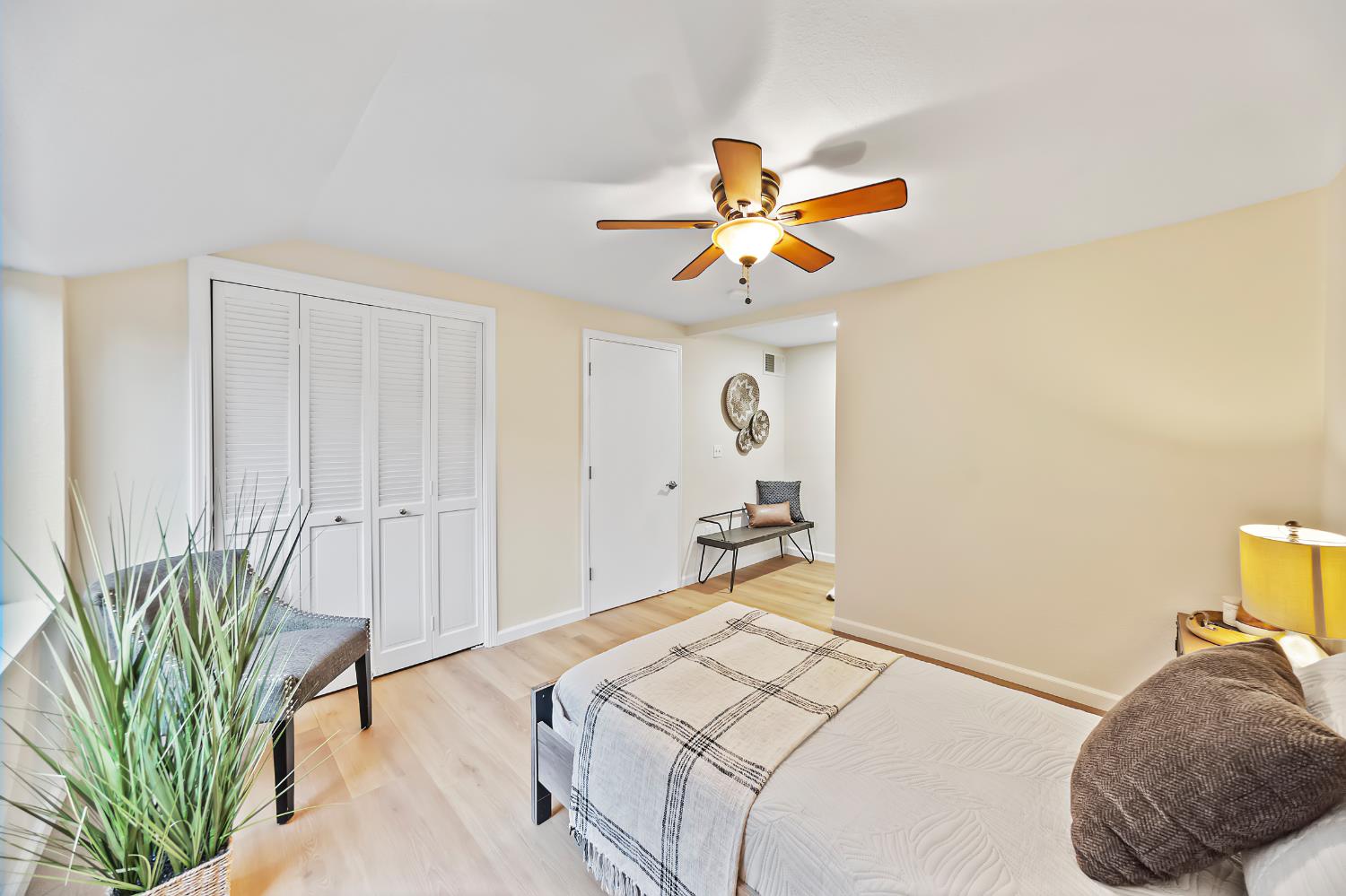 5663 Vacation Boulevard