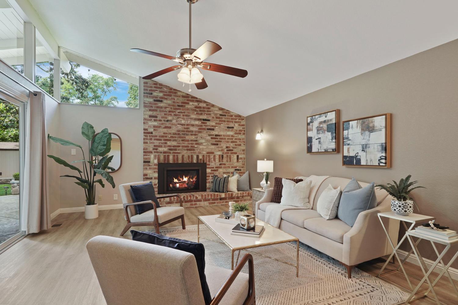 7439 Woodside Drive