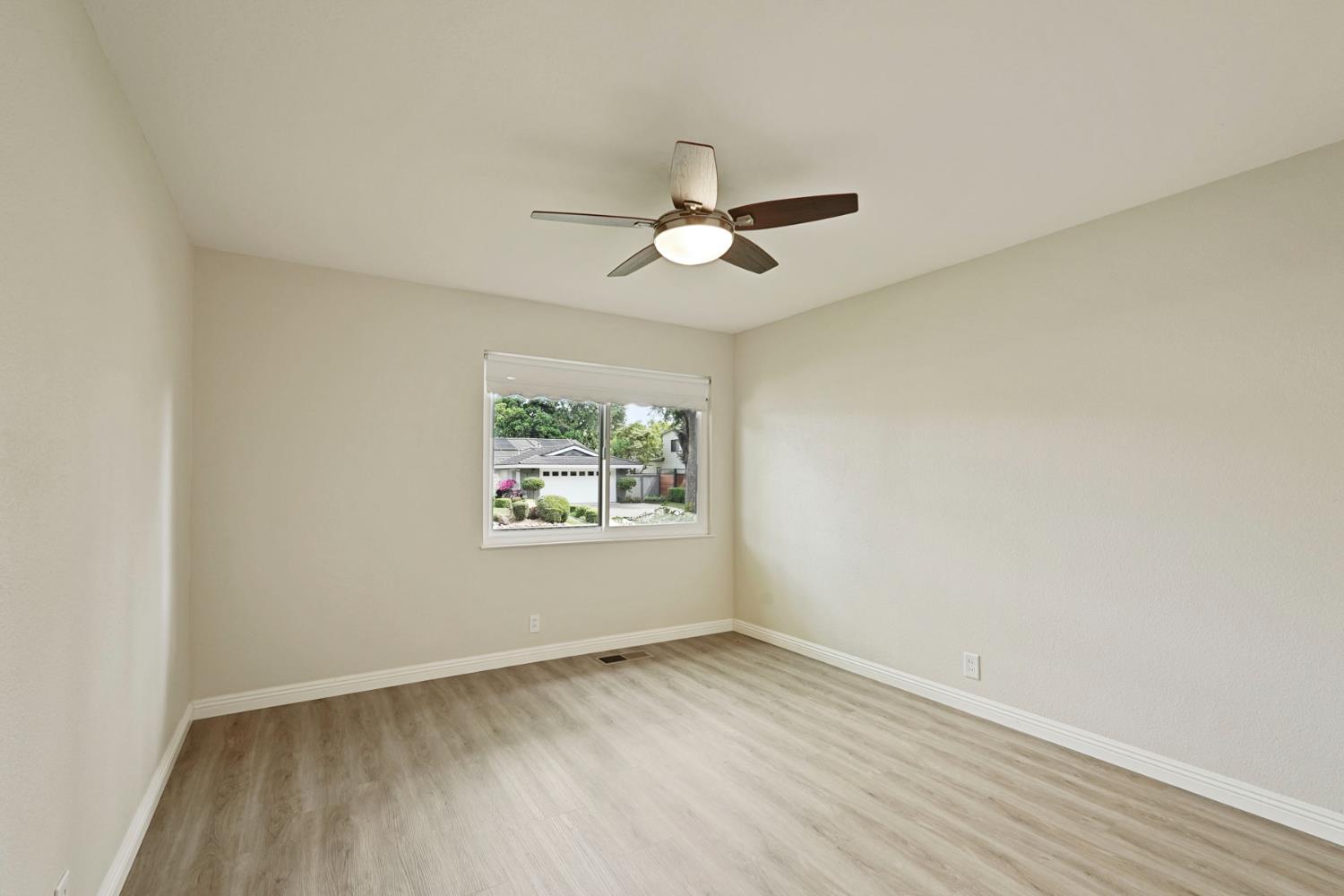 7439 Woodside Drive