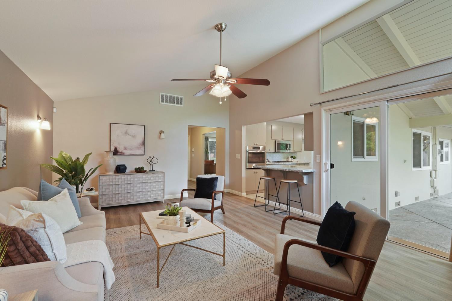 7439 Woodside Drive