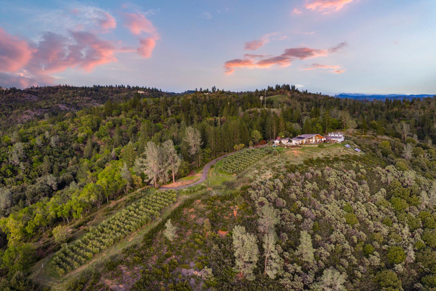 984 Crestview Drive