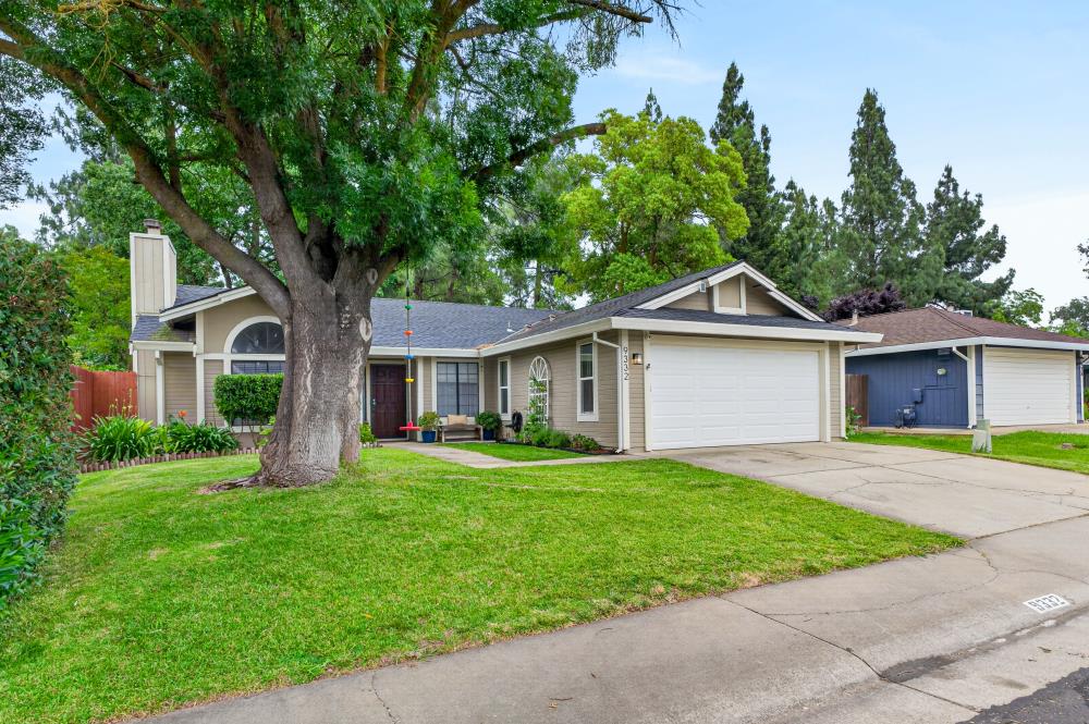9332 Mapleview Way