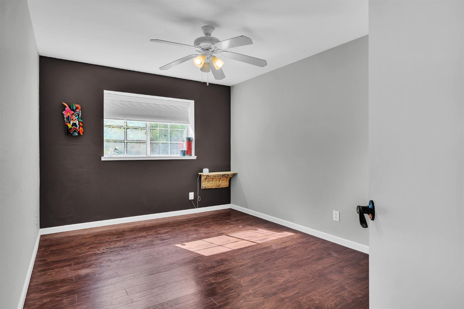 1008 Suffolk Court