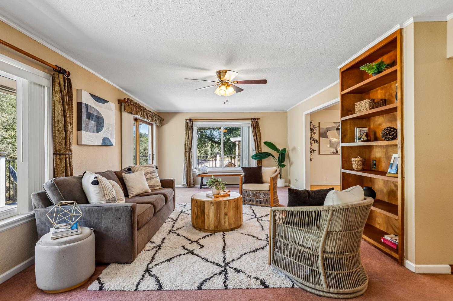 2100 Mulberry Lane