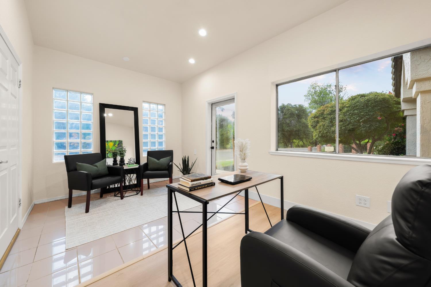 232 Dulverton Circle