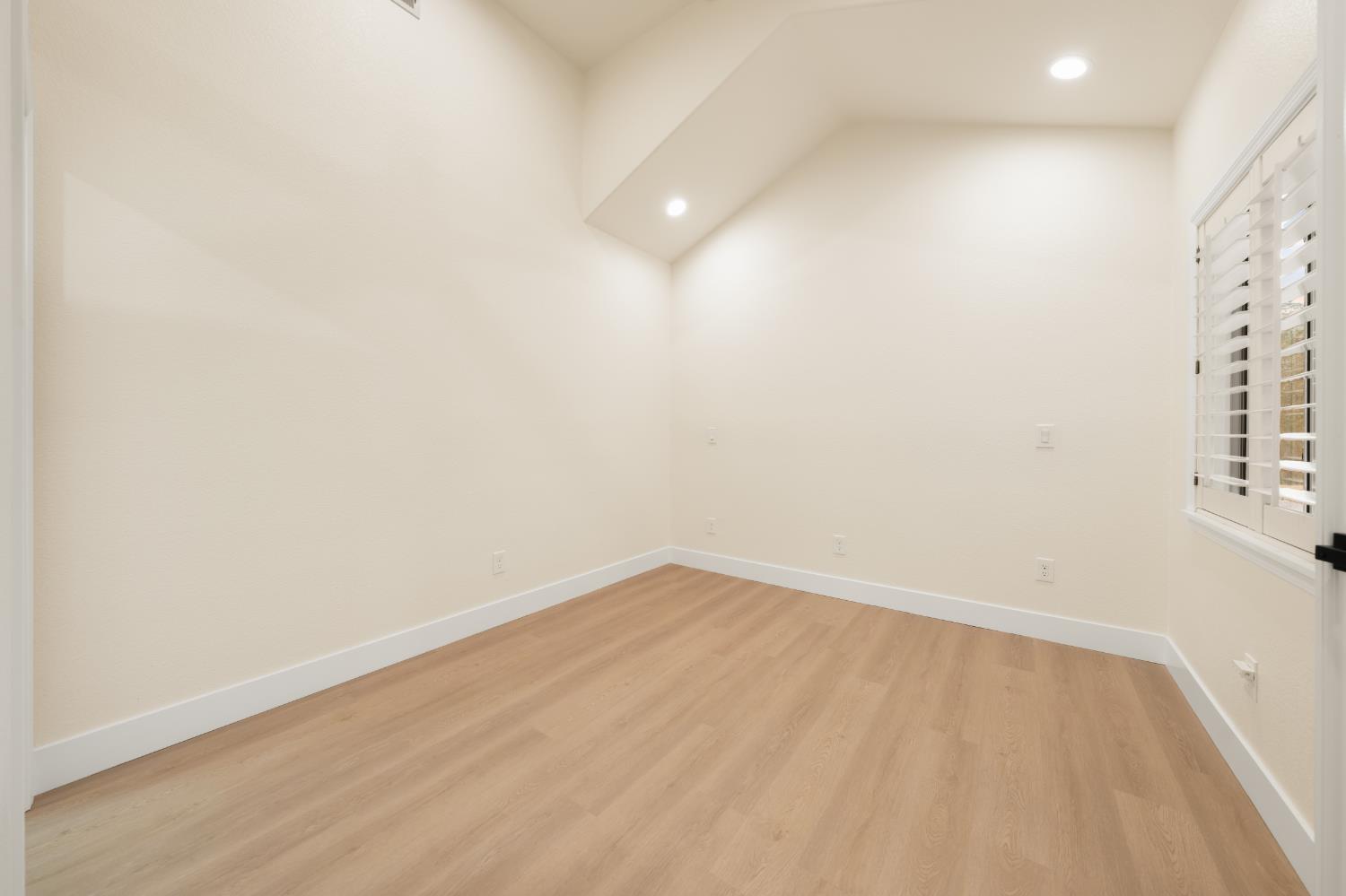 232 Dulverton Circle