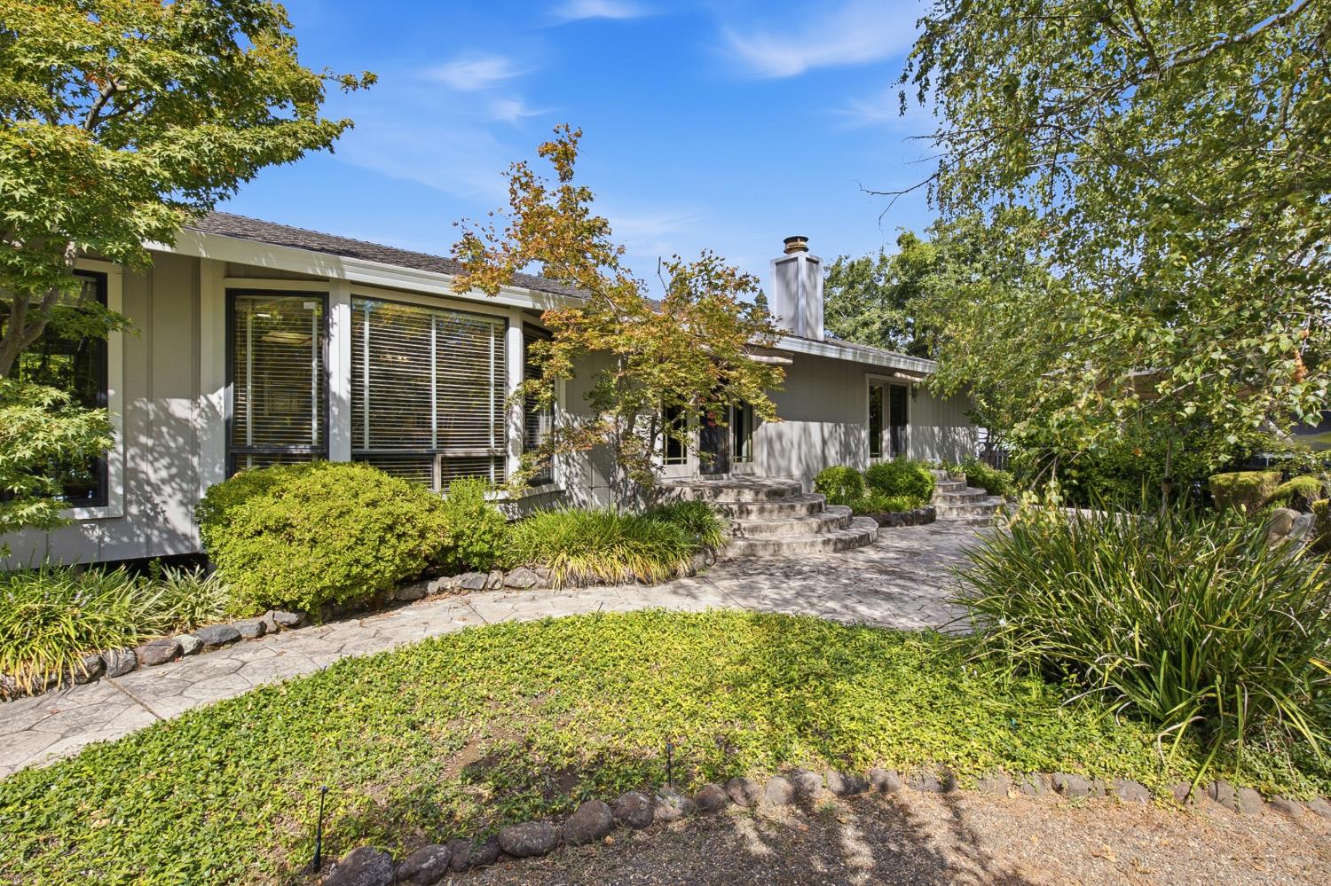 5434 Southolm Court