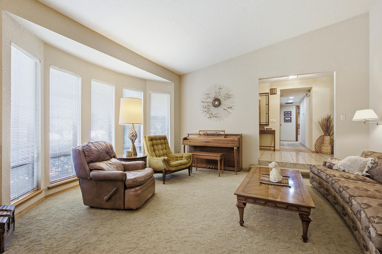 5434 Southolm Court