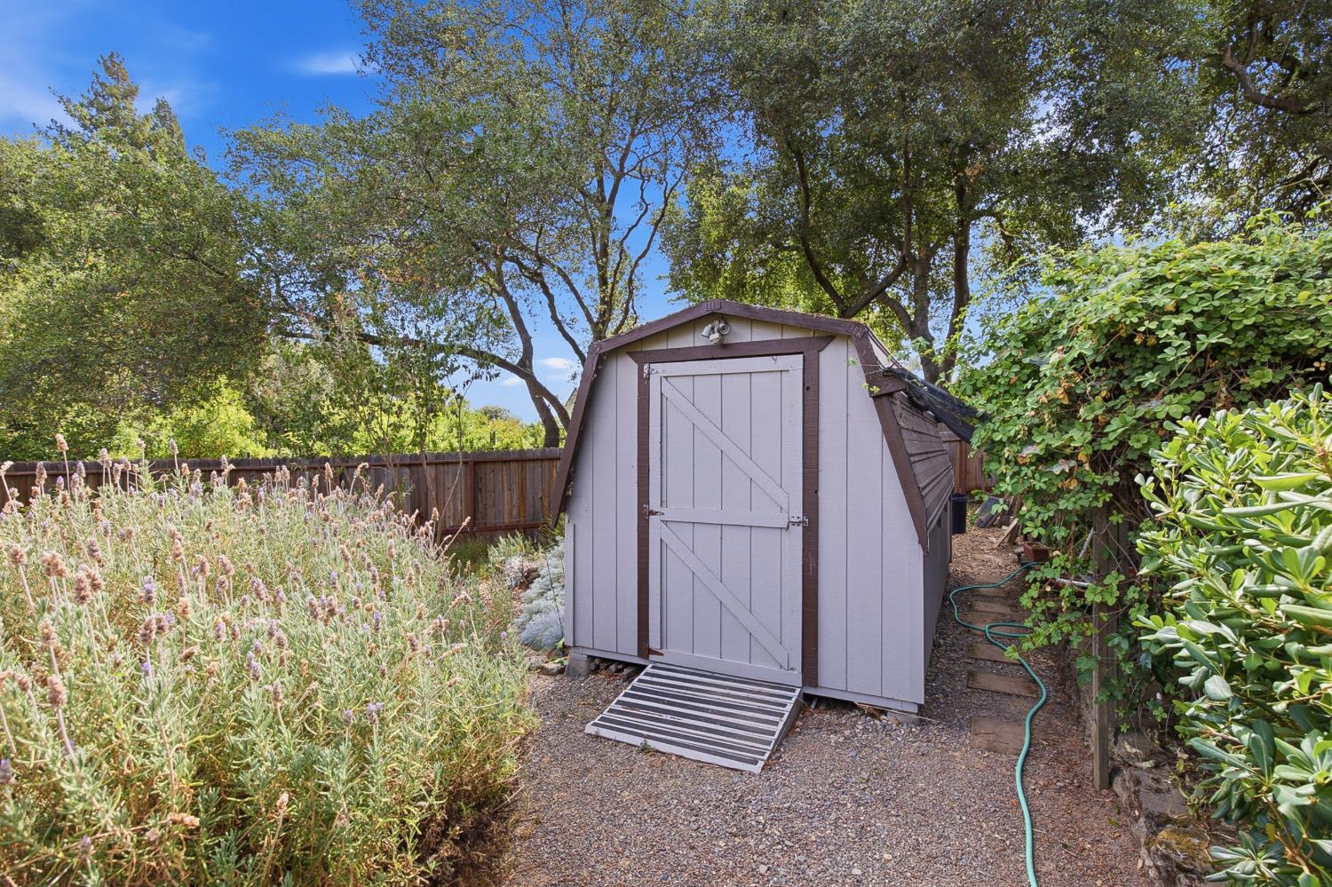 5434 Southolm Court
