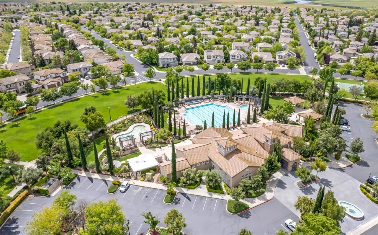 9788 Waterfowl Drive