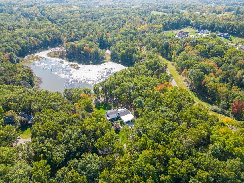 2999 W Locust Lane SE