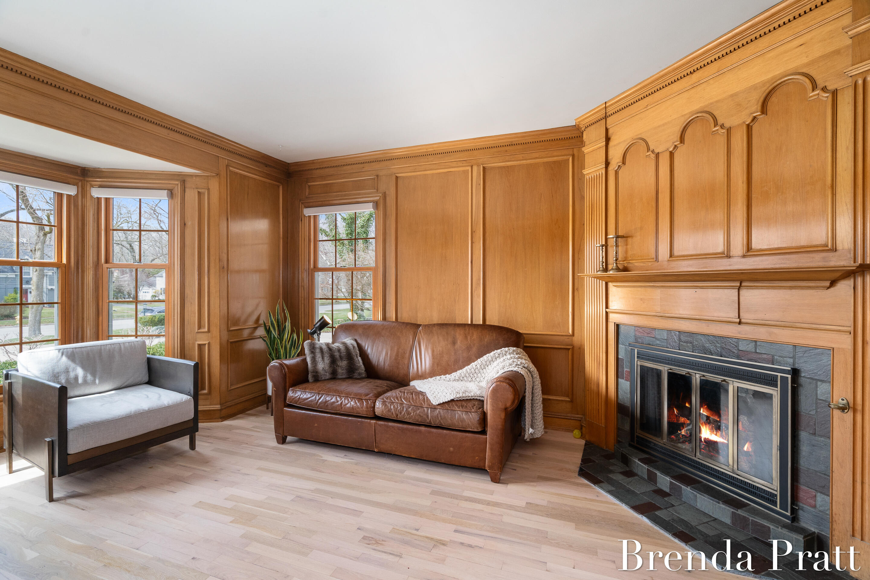 952 Plymouth Avenue SE