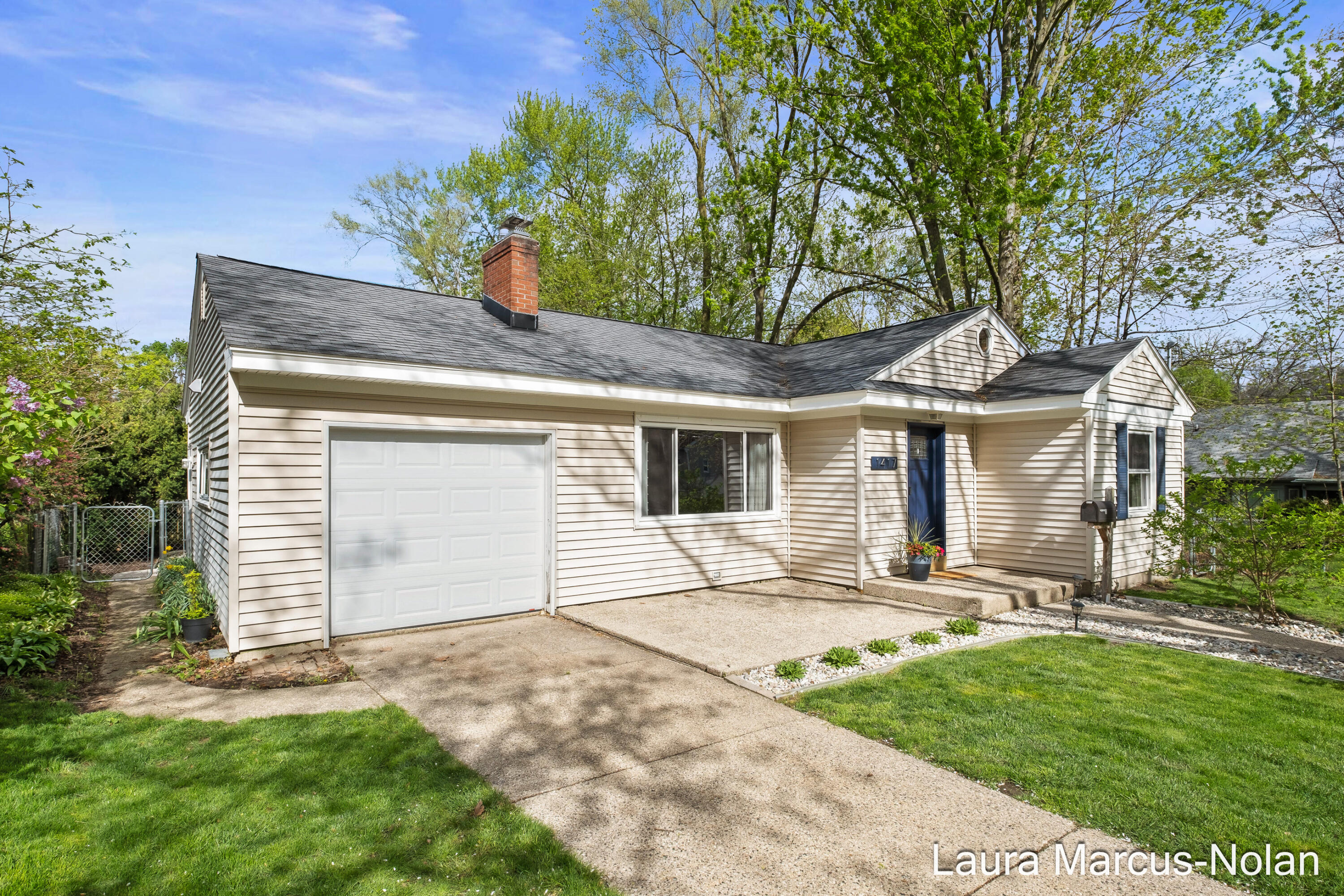 1417 Margaret Avenue SE