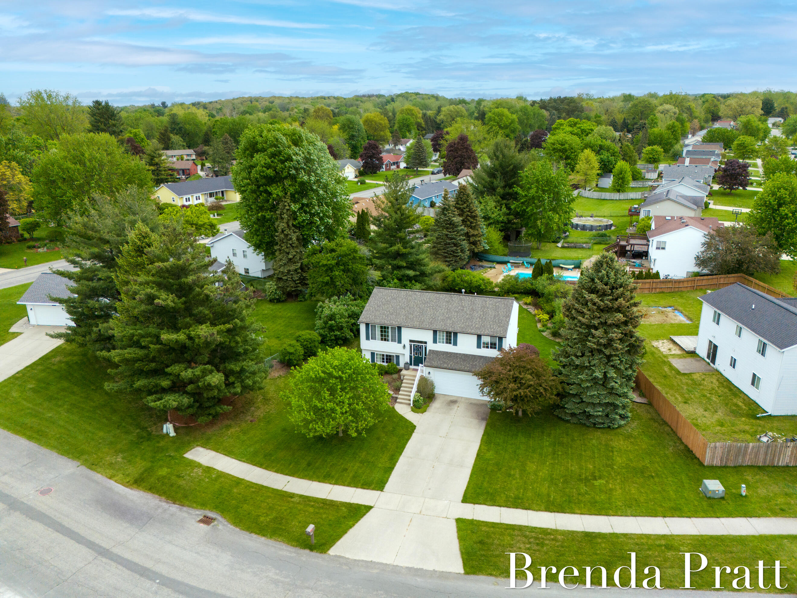 7588 Sunview Drive SE