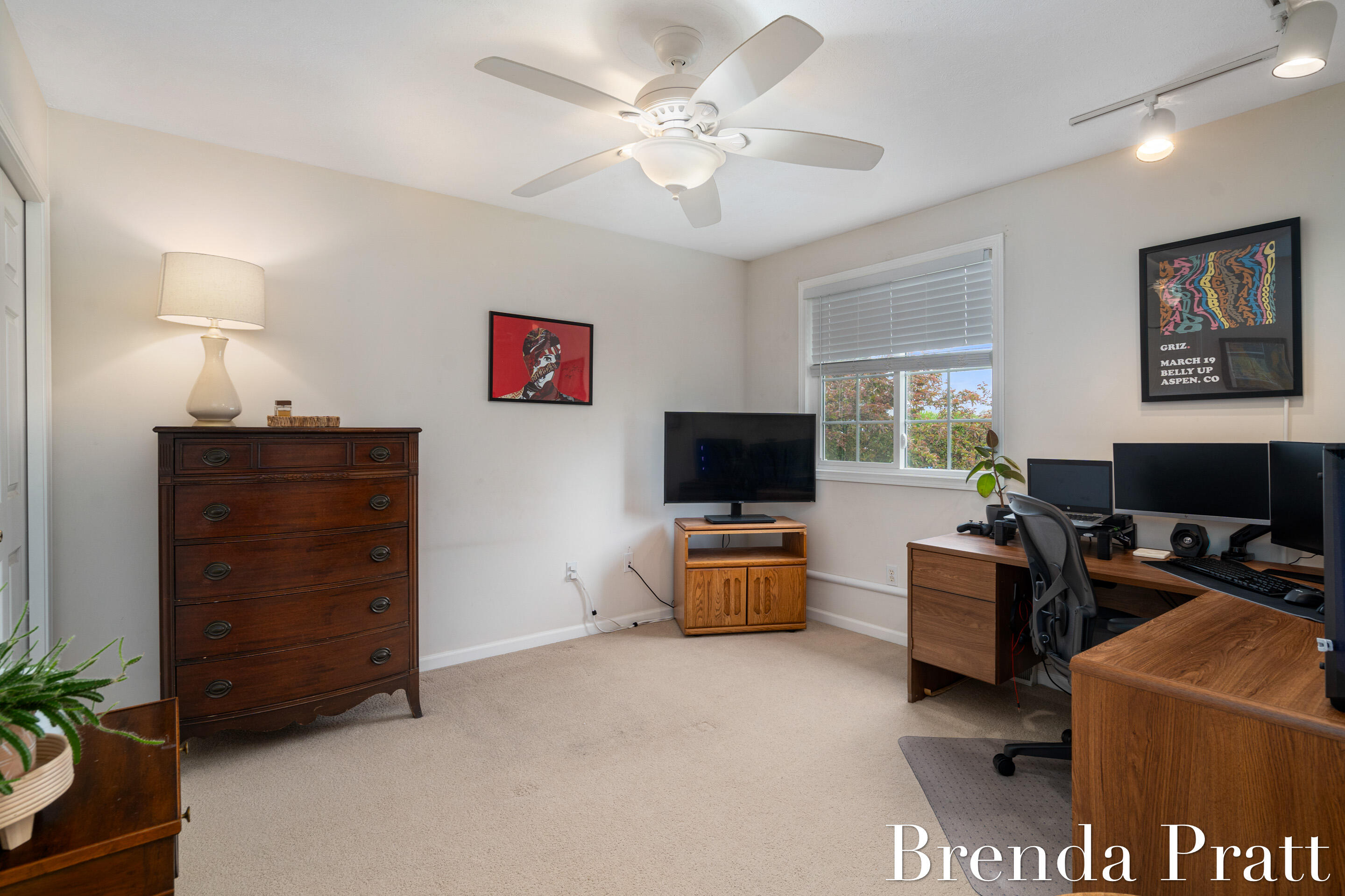 7588 Sunview Drive SE