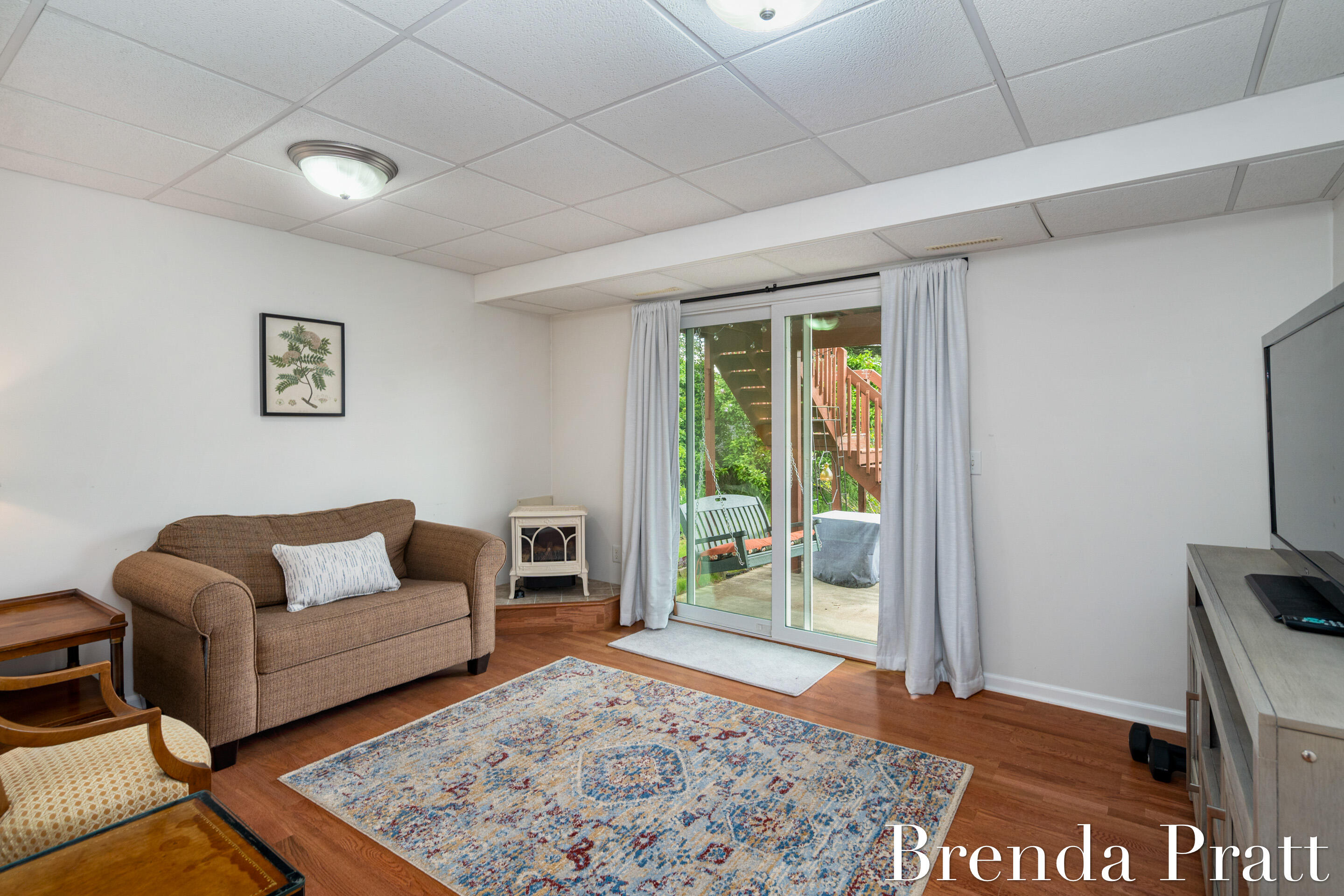 7588 Sunview Drive SE