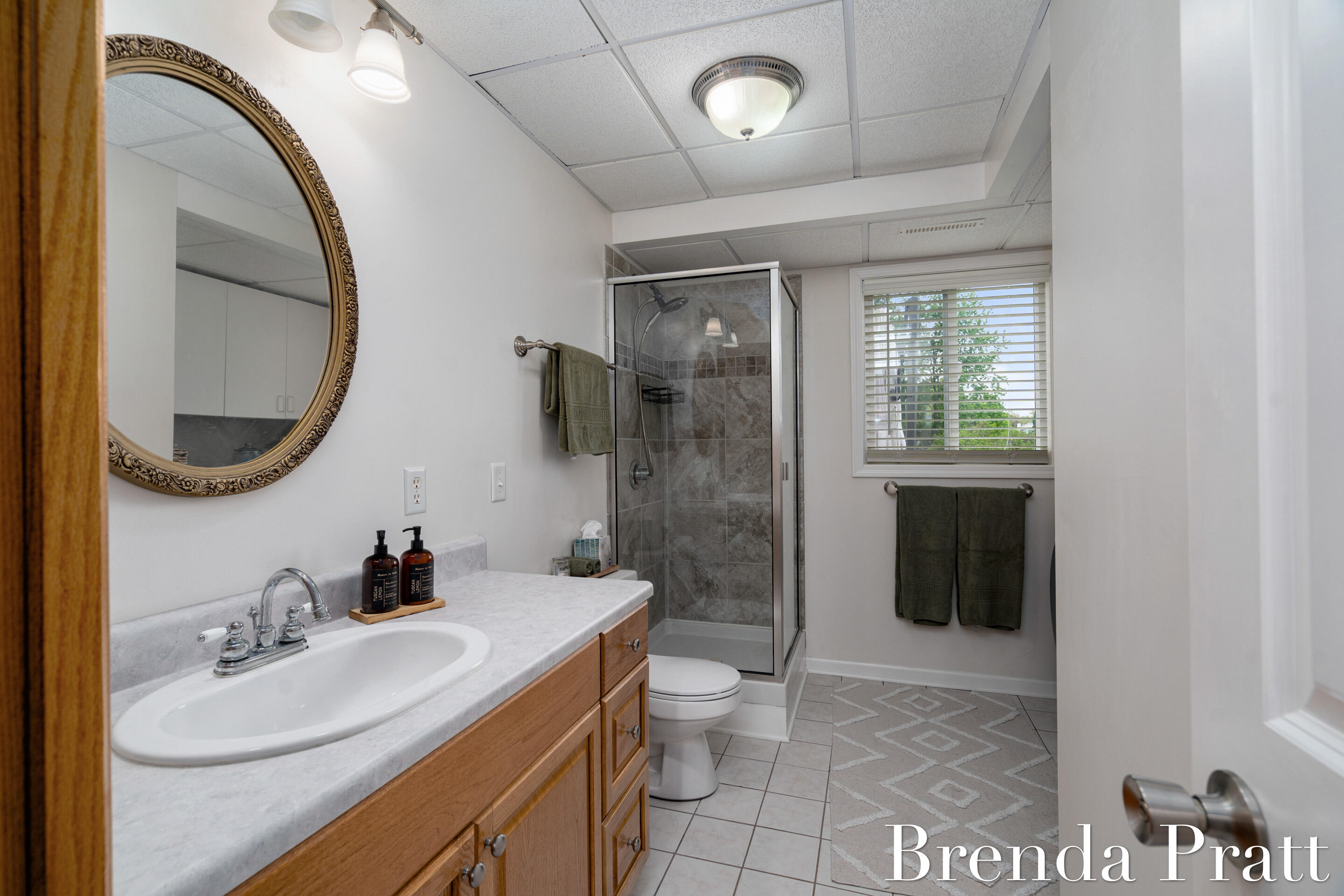 7588 Sunview Drive SE