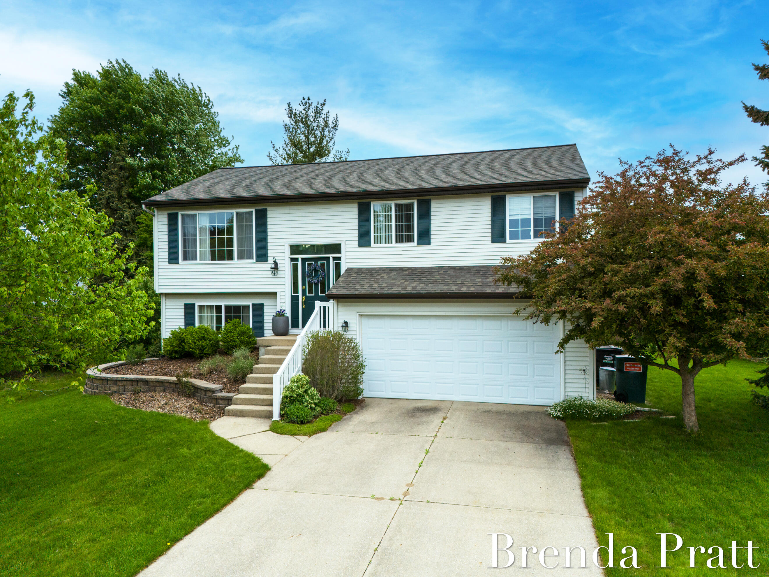 7588 Sunview Drive SE