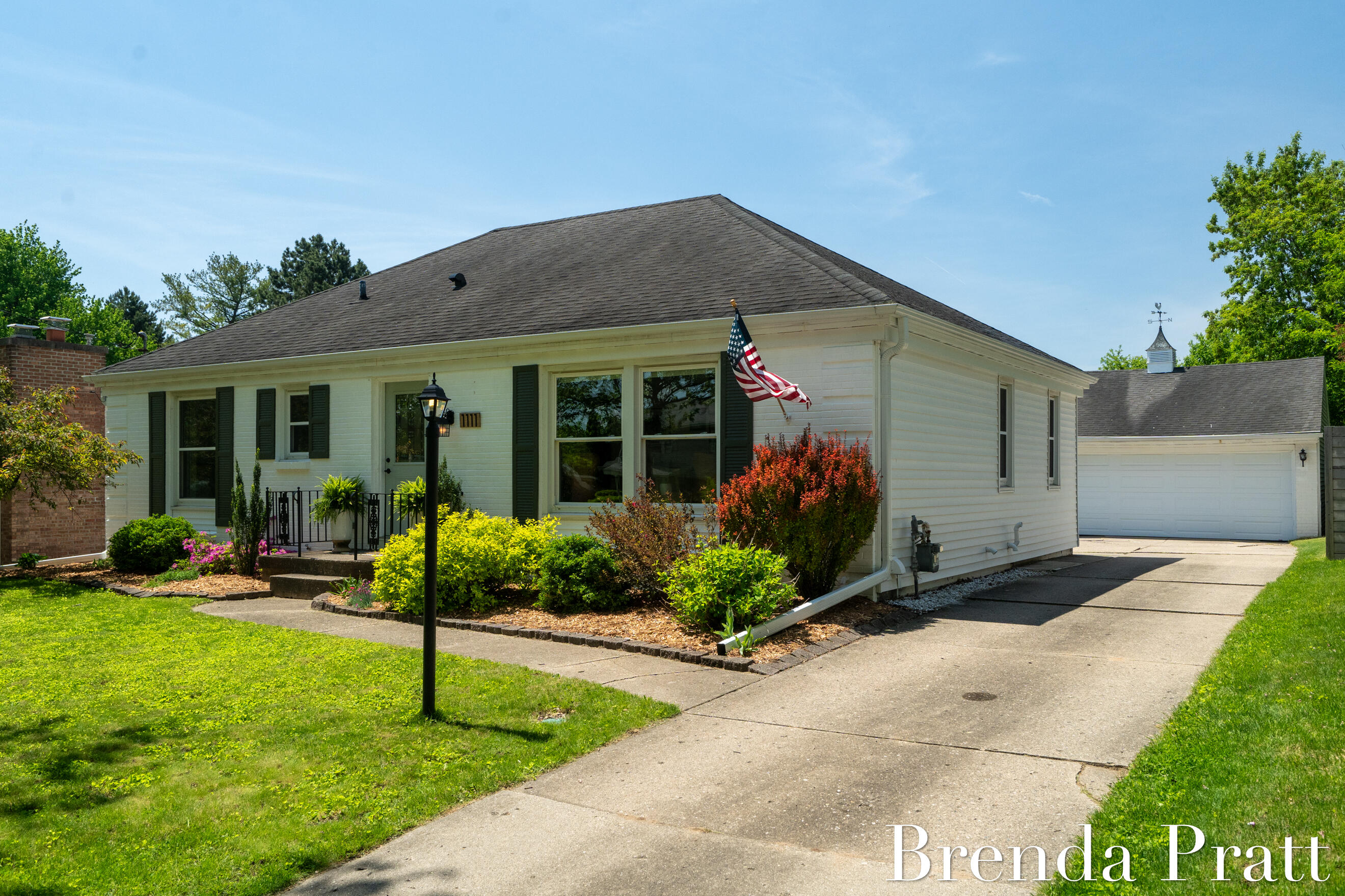 1111 Worcester Drive NE