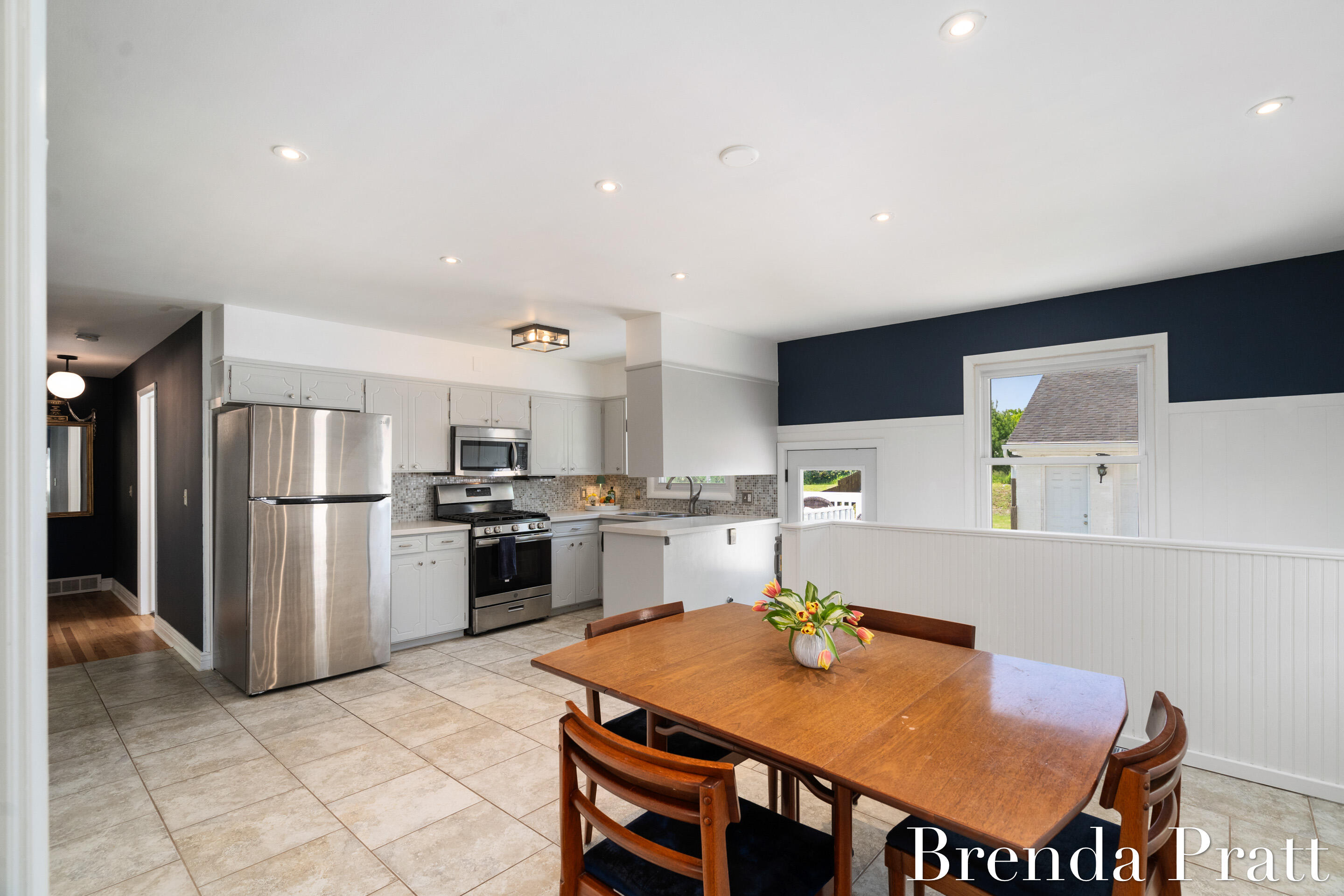 1111 Worcester Drive NE