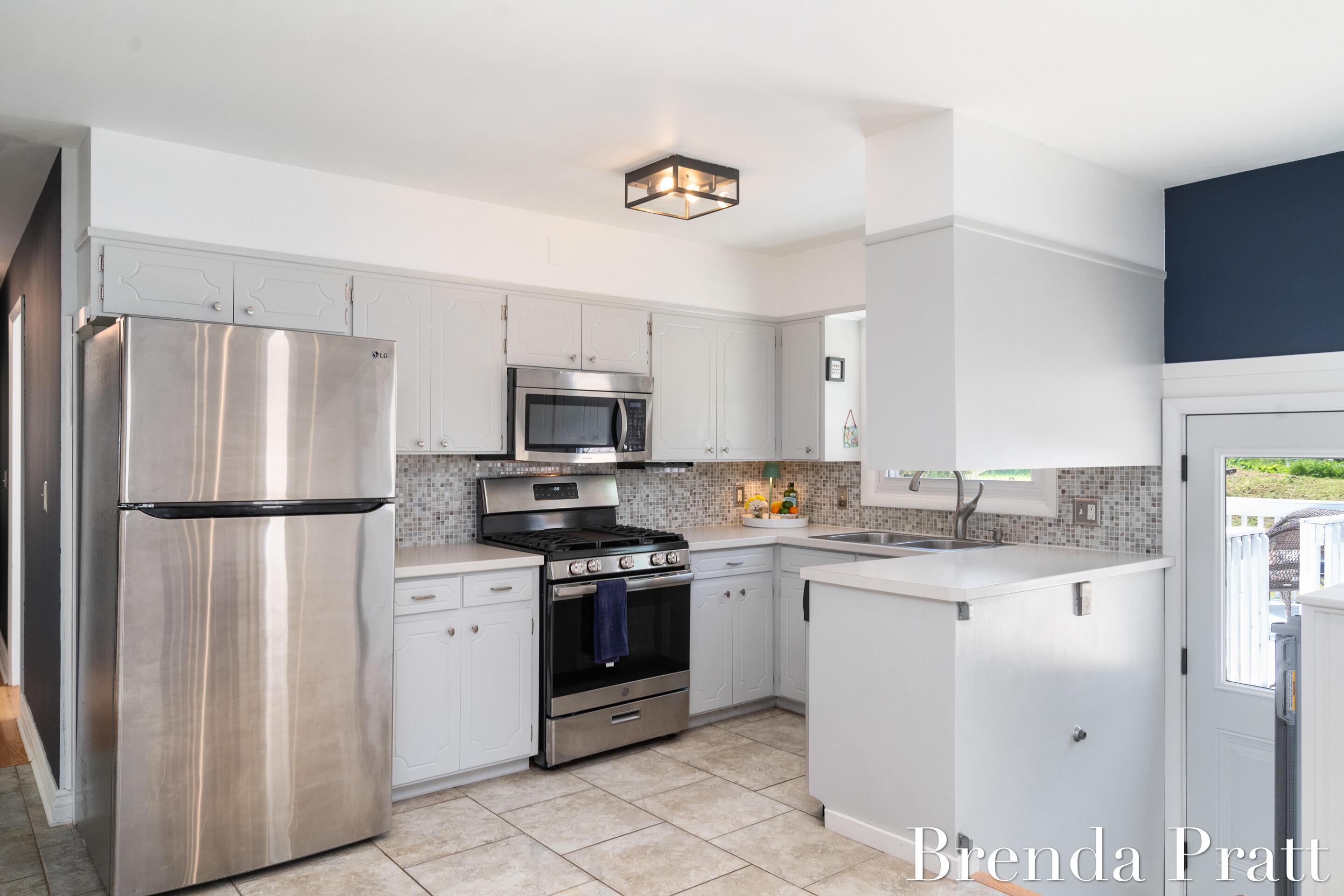 1111 Worcester Drive NE