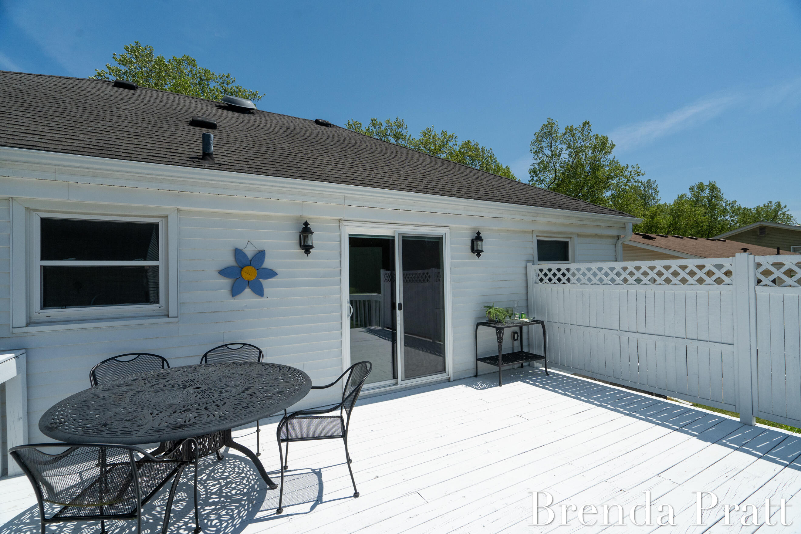 1111 Worcester Drive NE