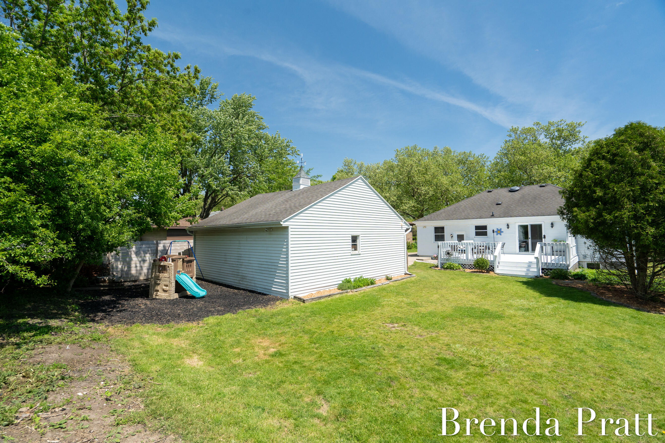 1111 Worcester Drive NE