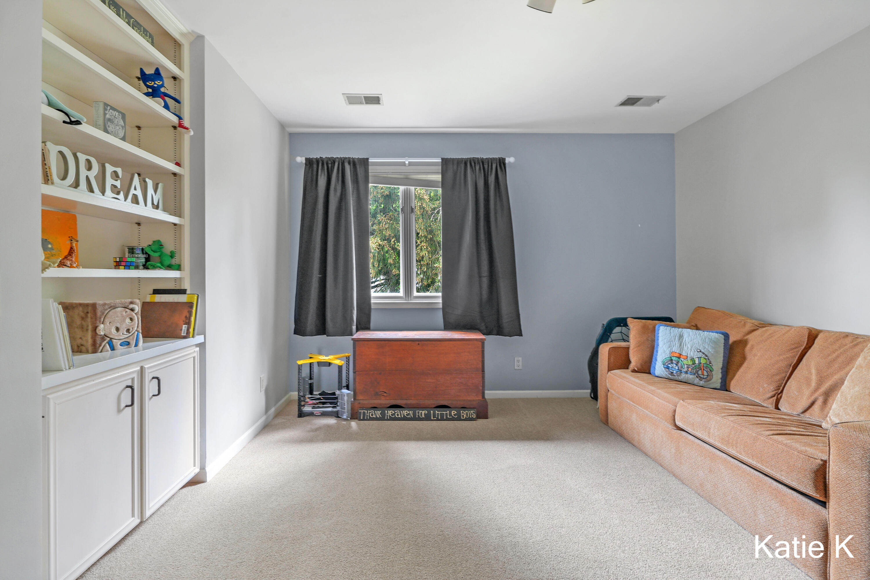 305 Arlington Drive SE