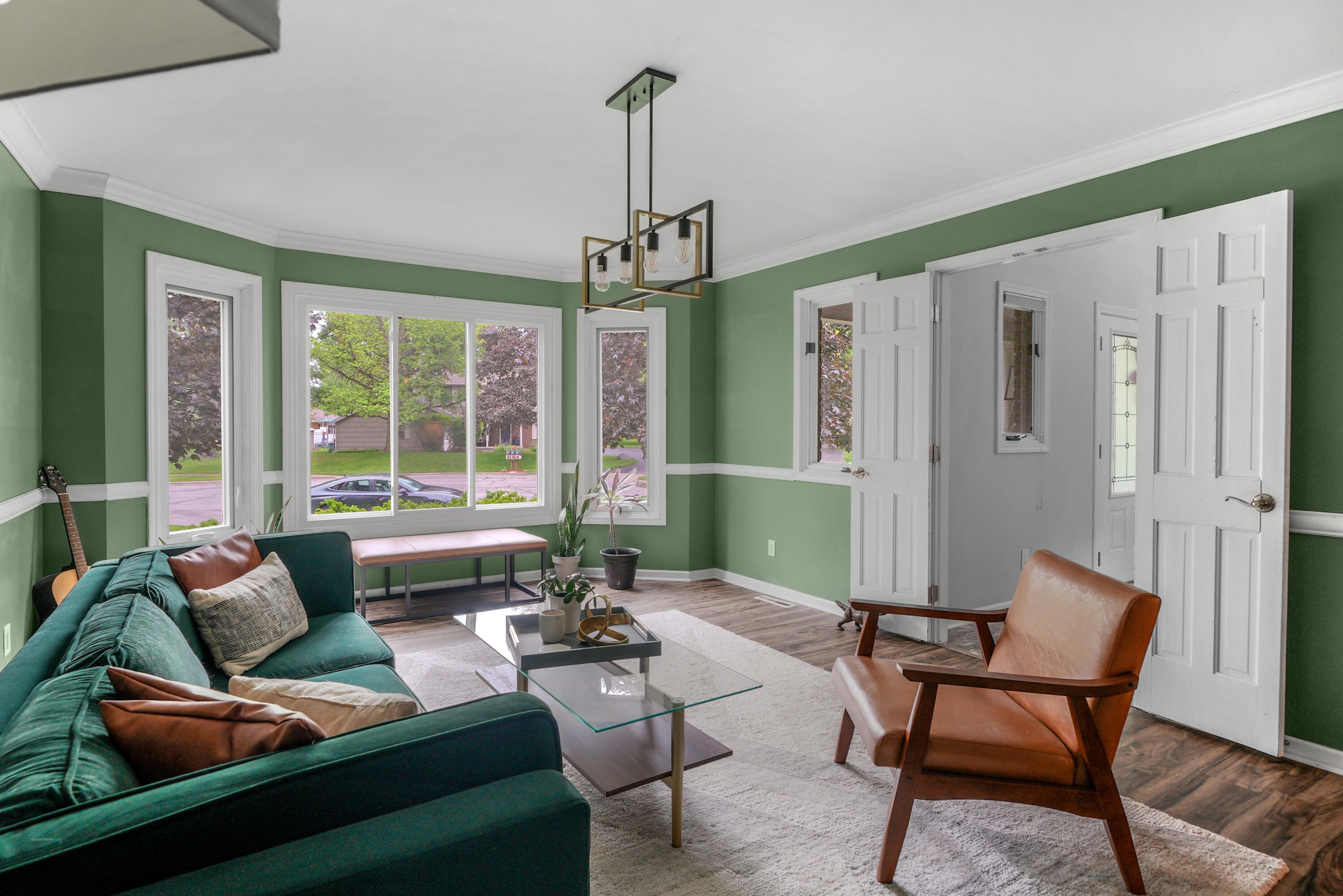 305 Arlington Drive SE