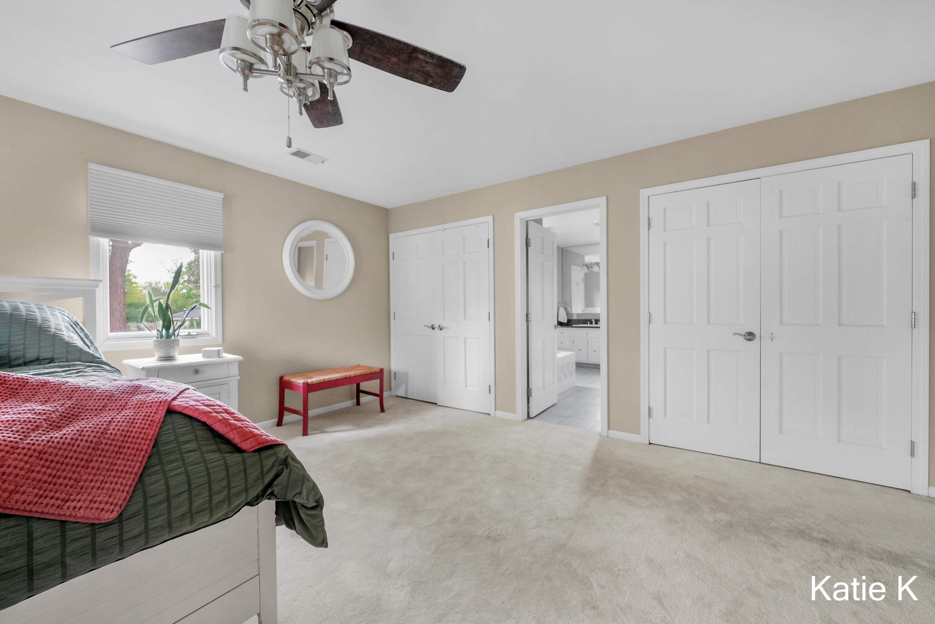 305 Arlington Drive SE