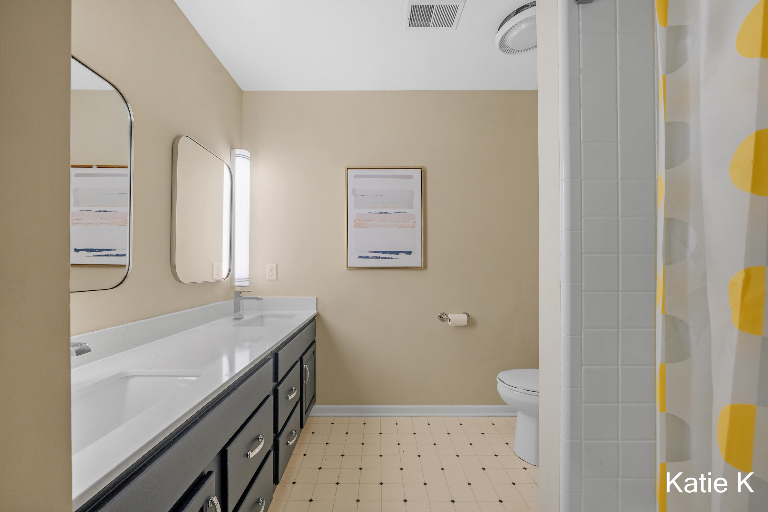 305 Arlington Drive SE