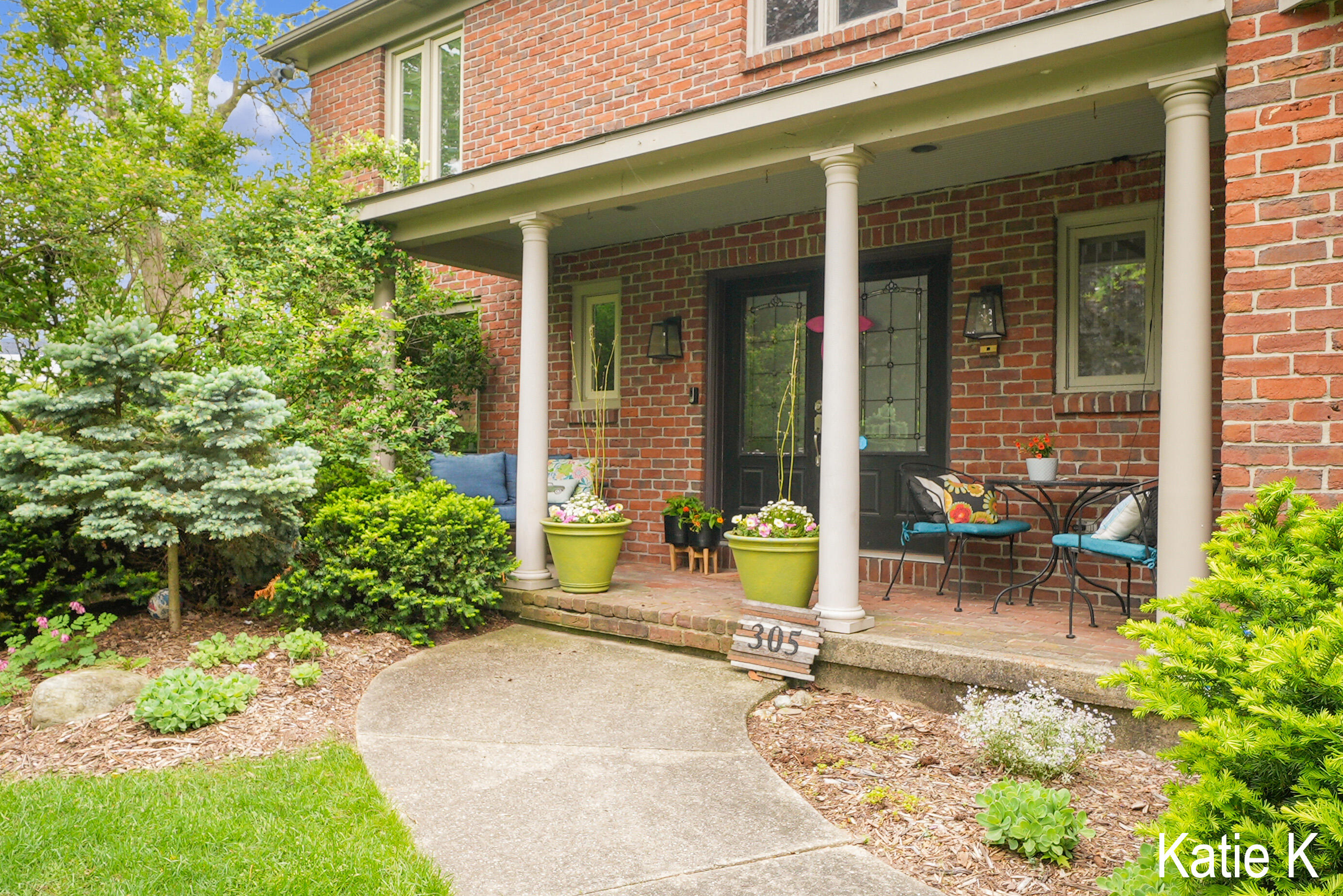 305 Arlington Drive SE