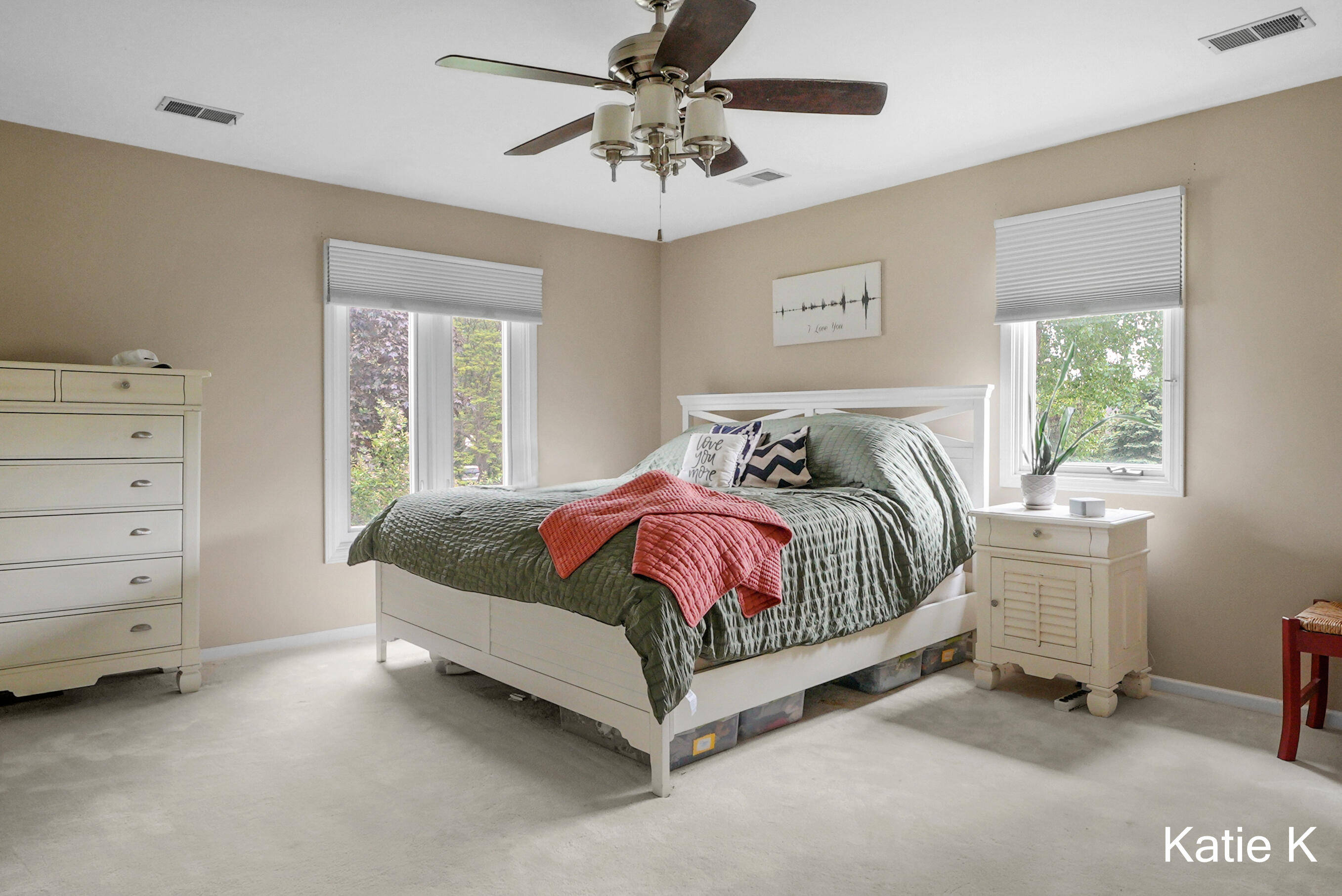 305 Arlington Drive SE