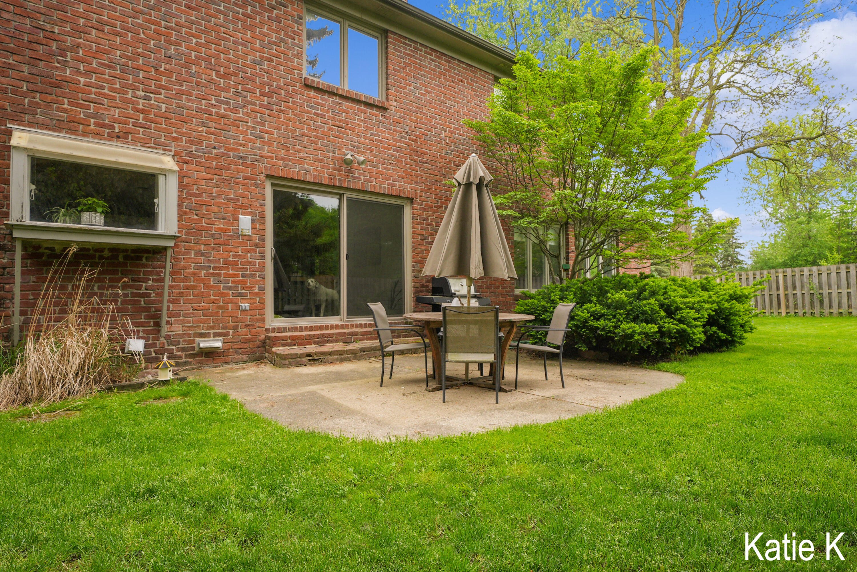 305 Arlington Drive SE