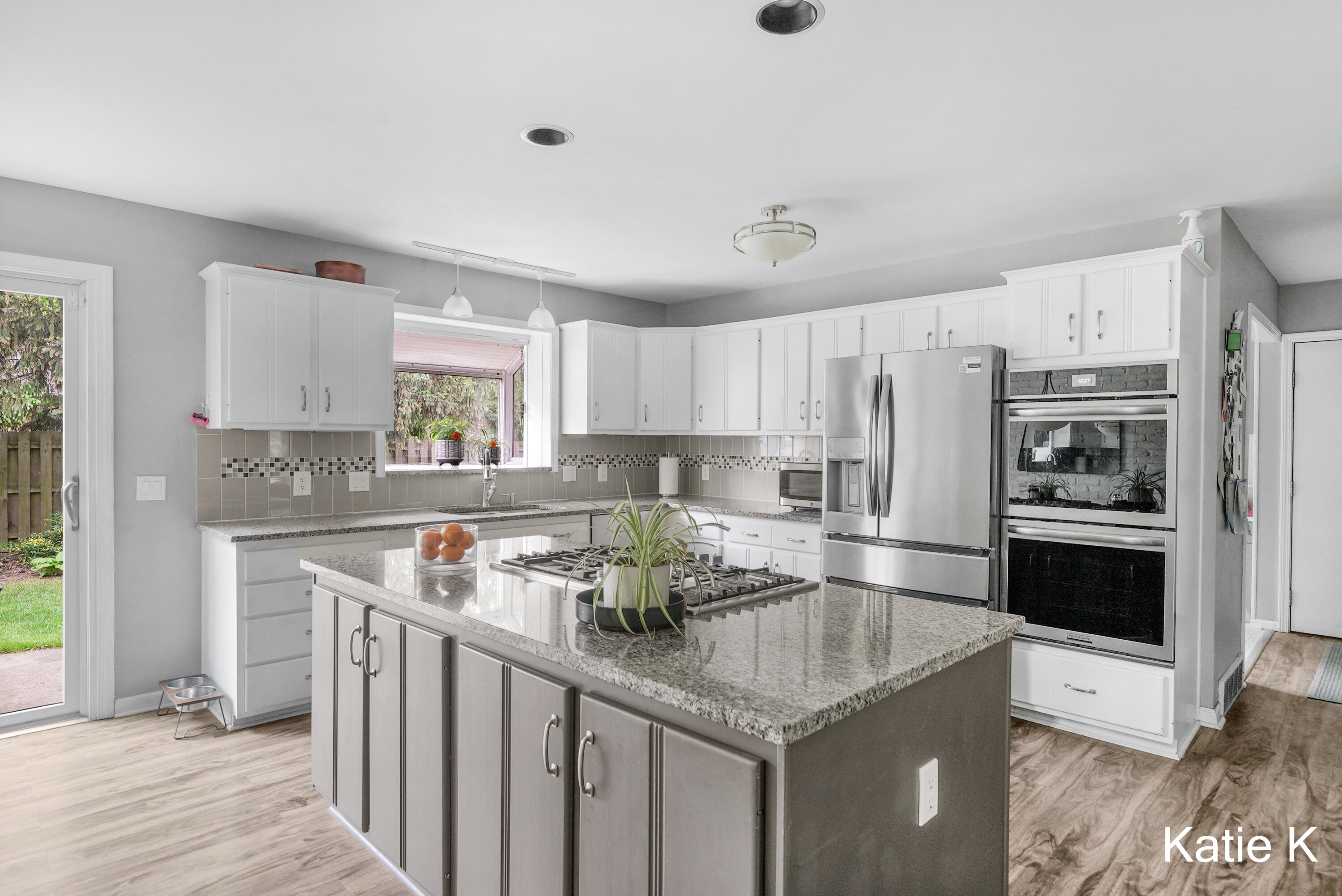 305 Arlington Drive SE