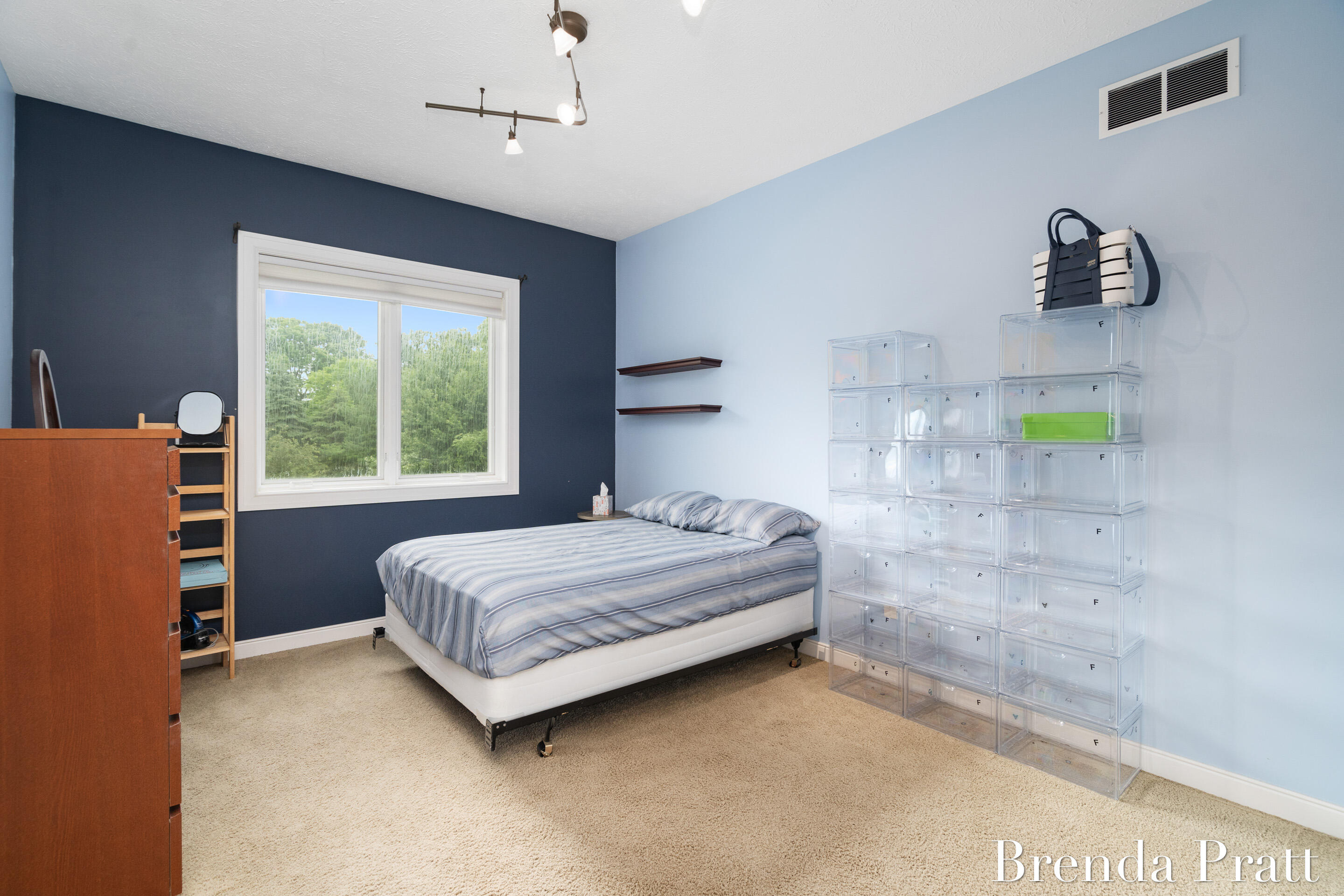 7825 Ashwood Drive SE