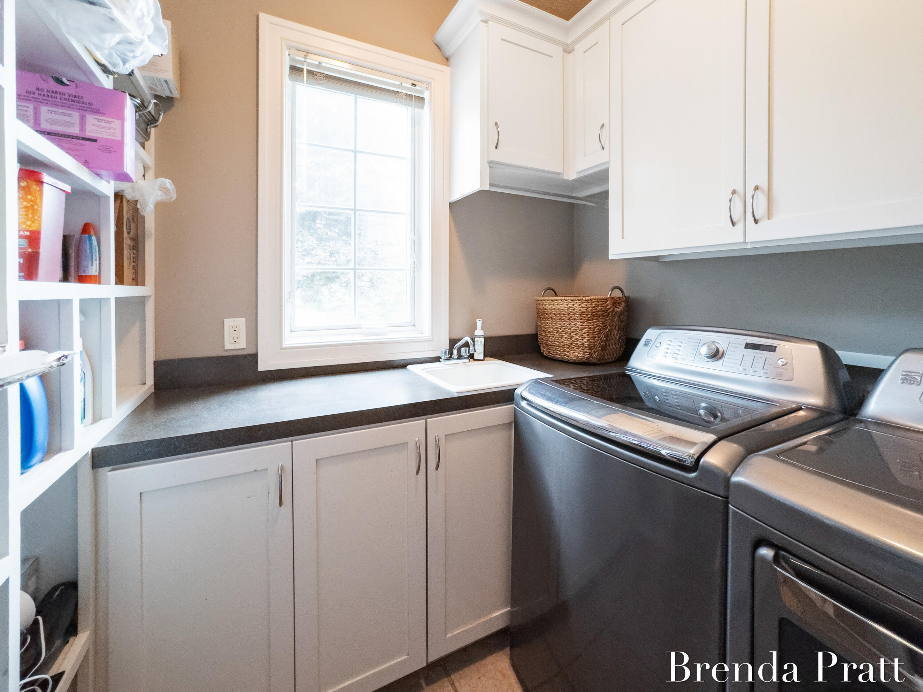 7825 Ashwood Drive SE