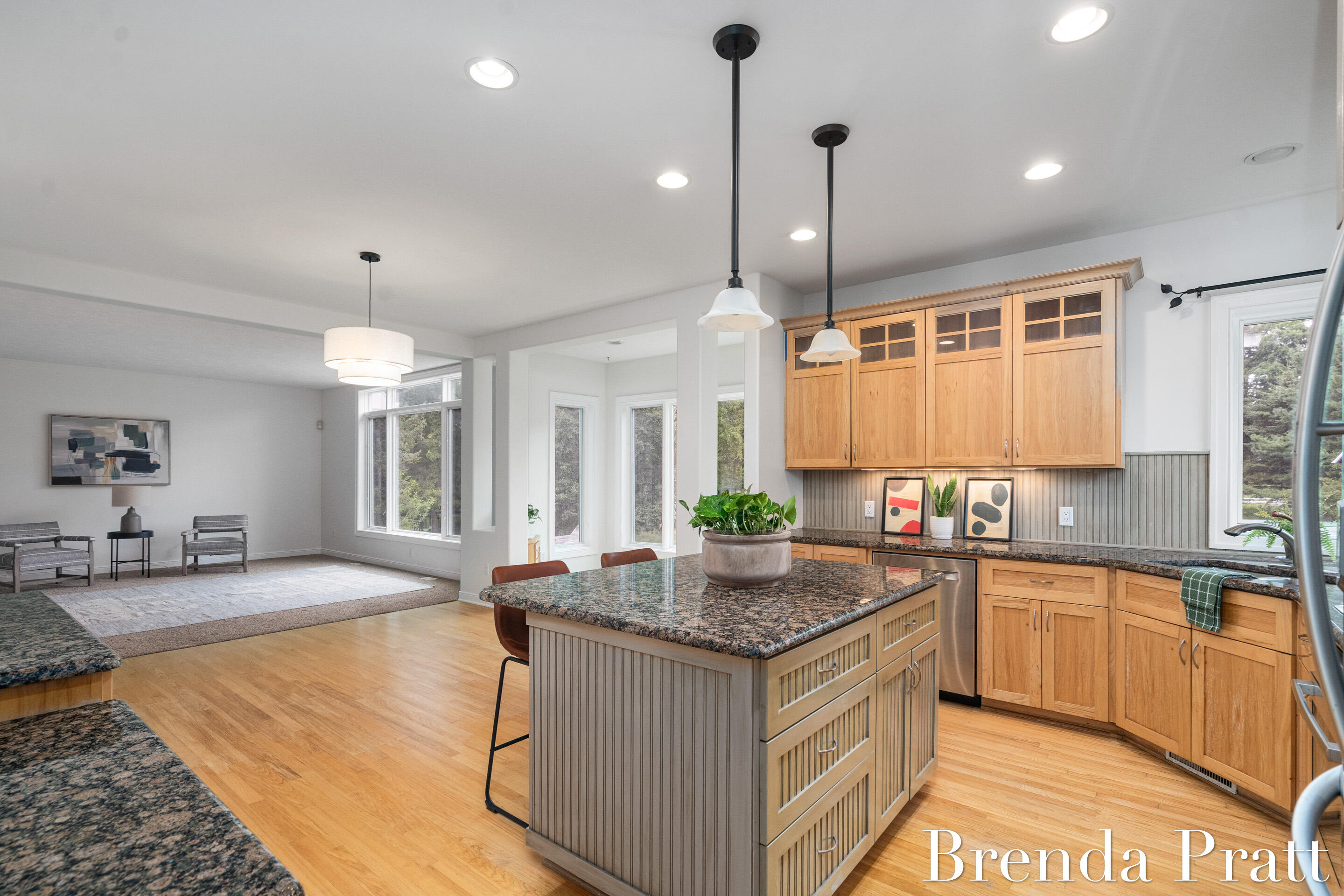 7825 Ashwood Drive SE