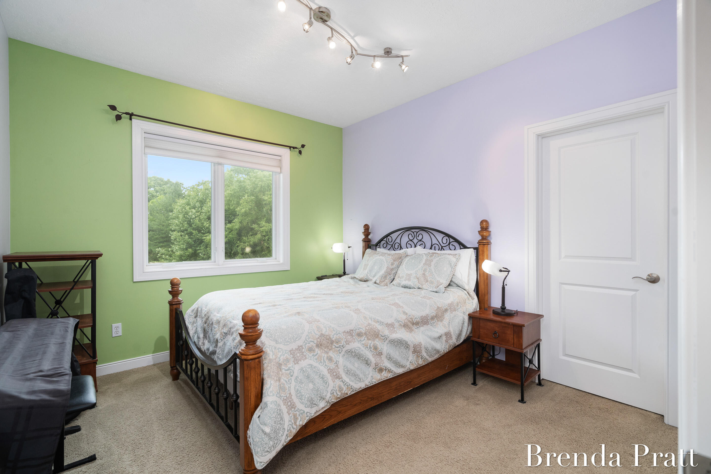 7825 Ashwood Drive SE