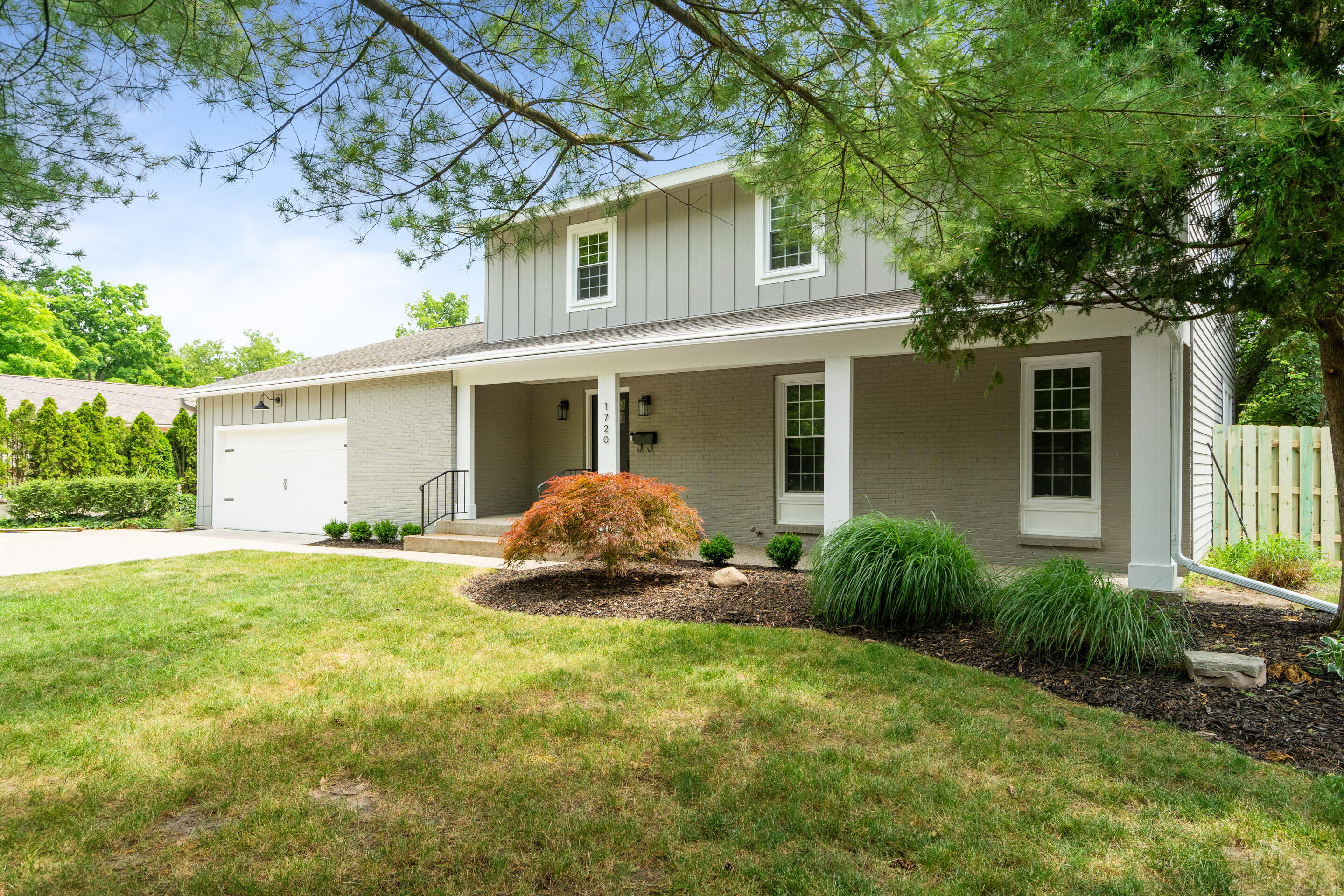 1720 Conlon Avenue SE