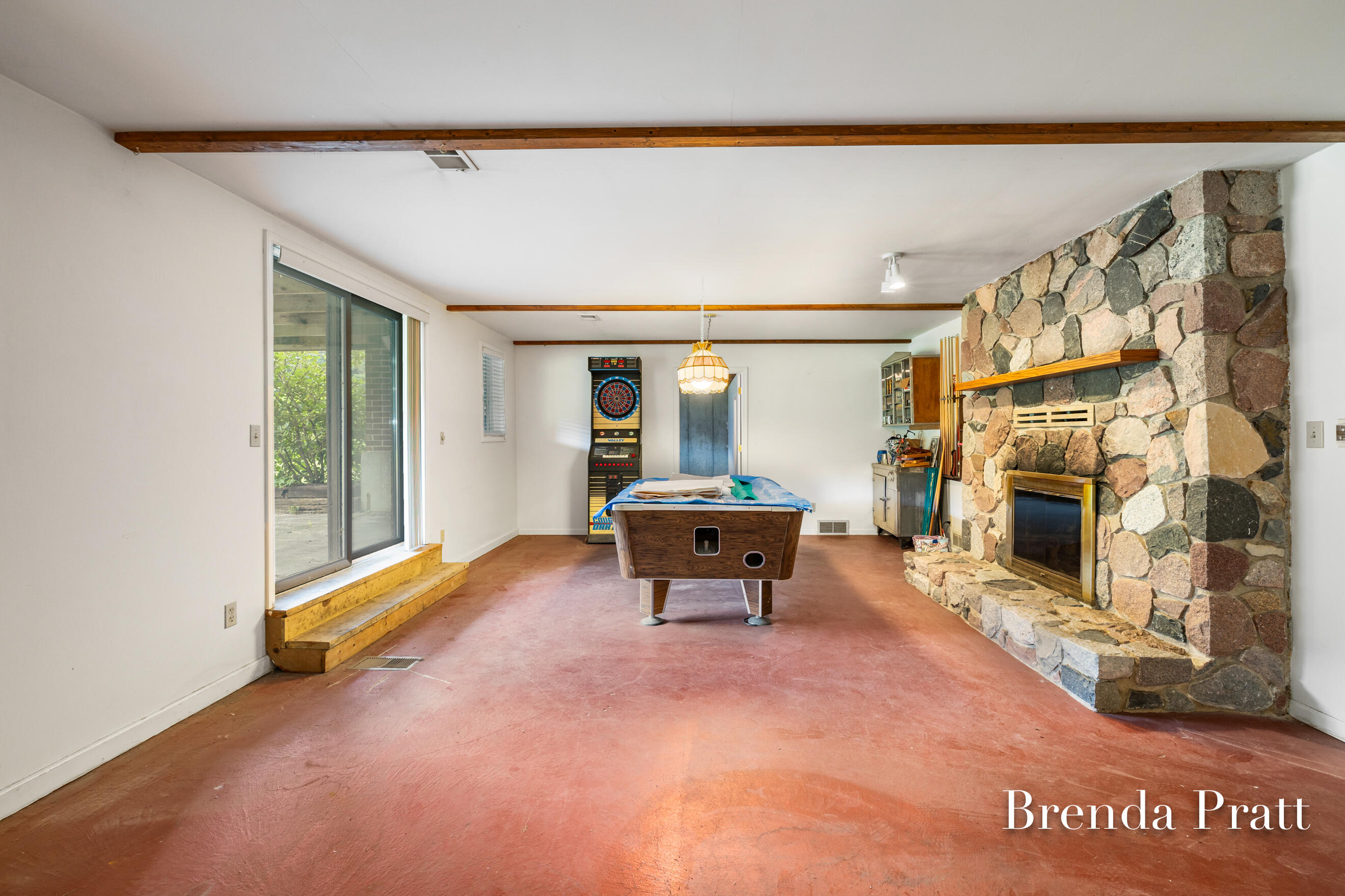 985 N Washington Street