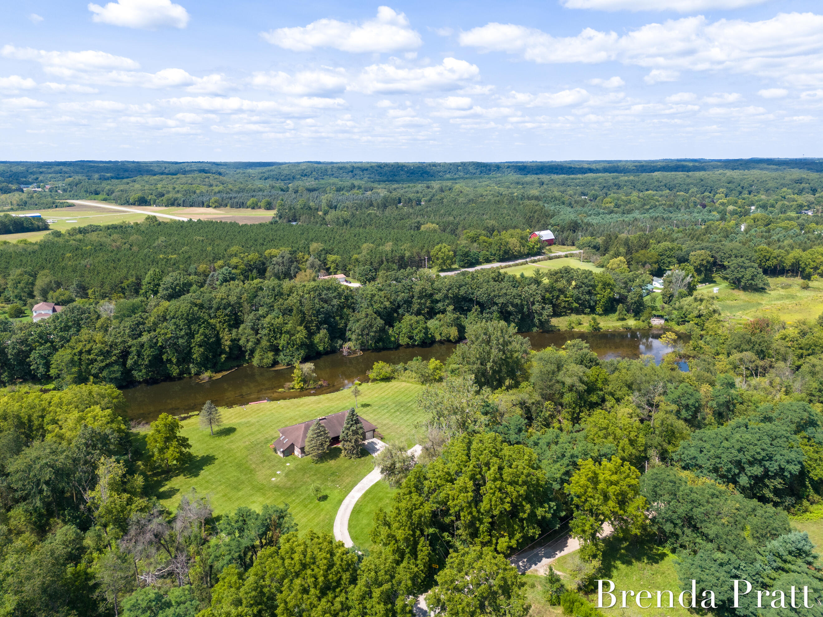 985 N Washington Street