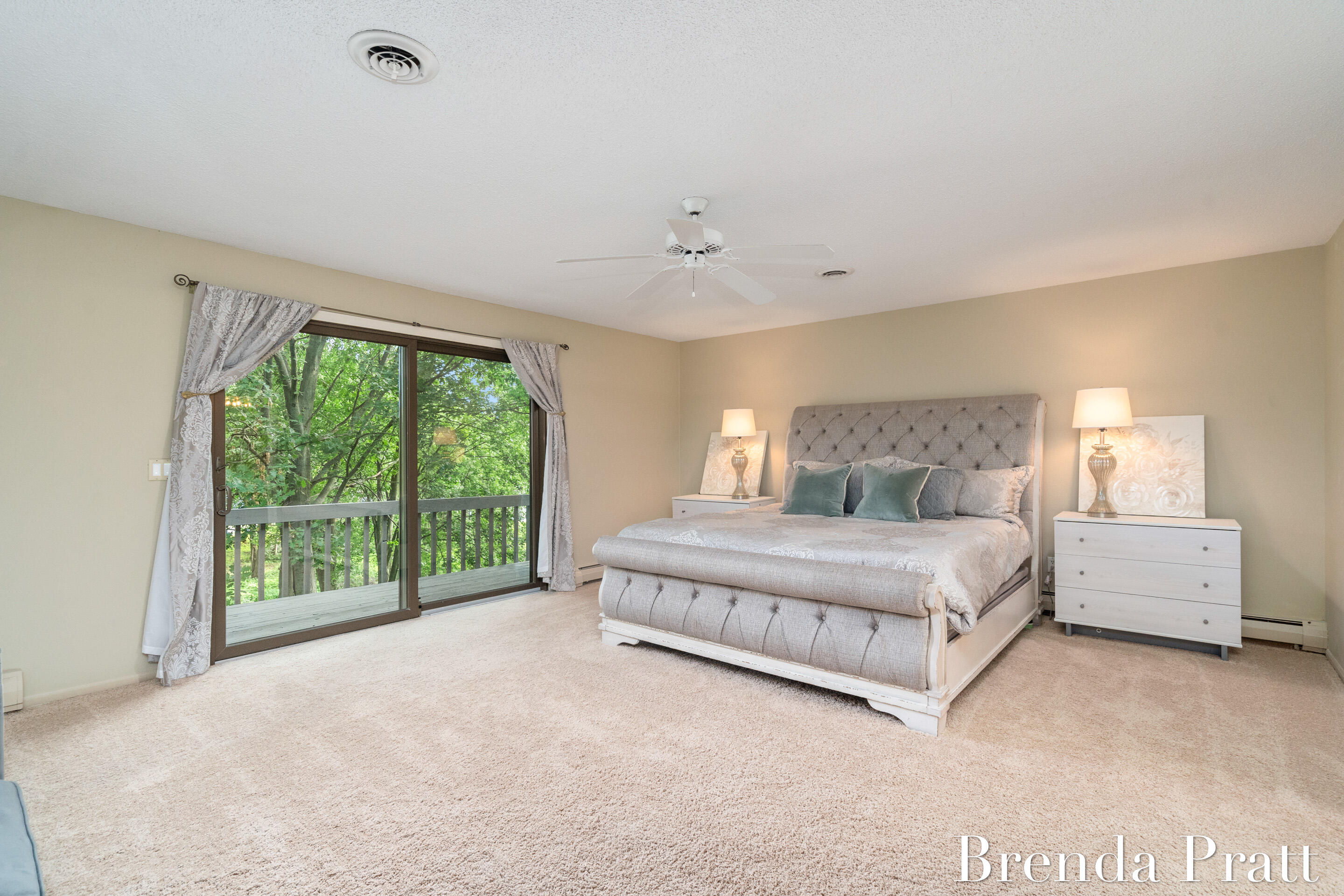 3510 Eastview Drive NE