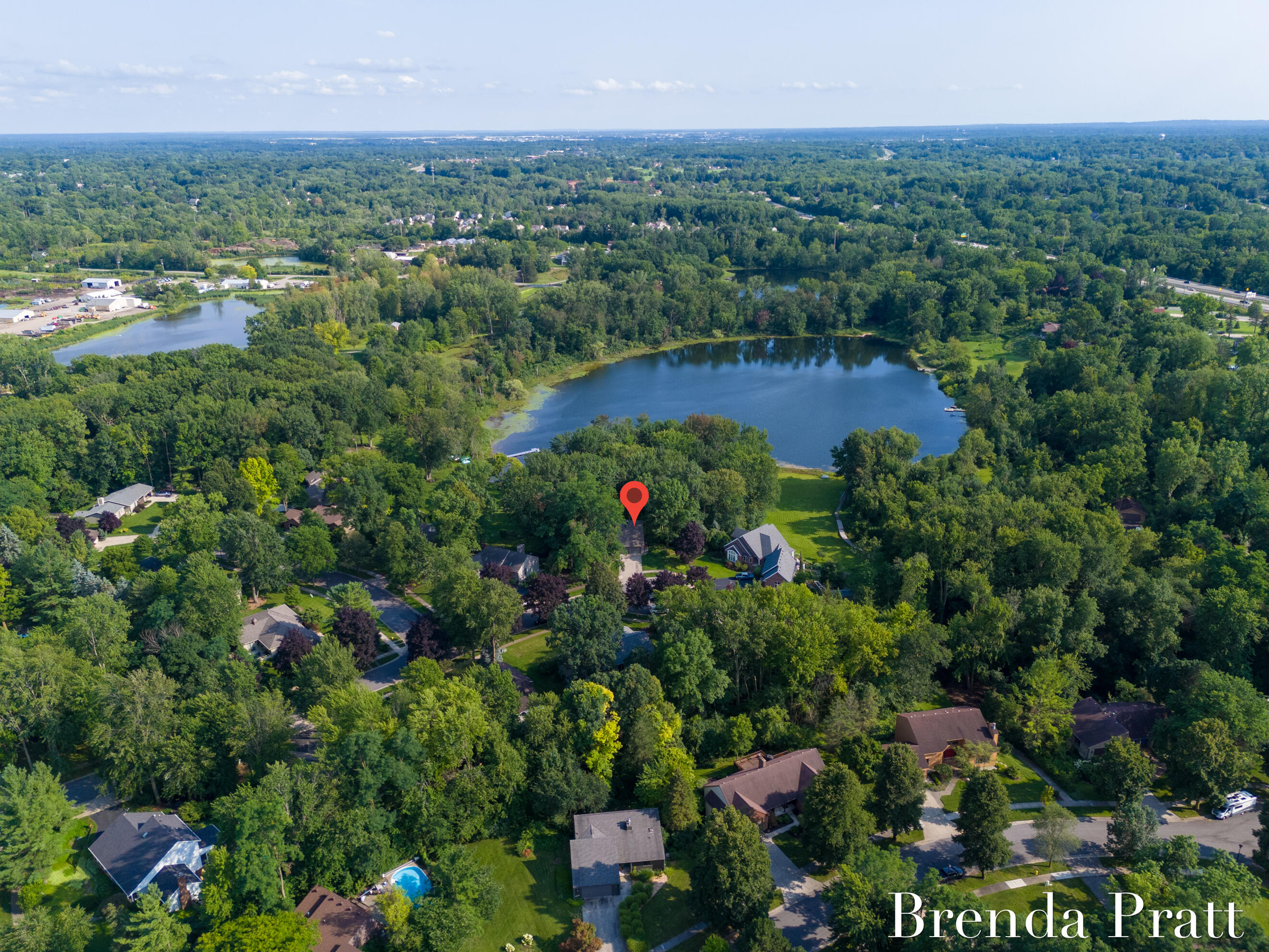 3510 Eastview Drive NE